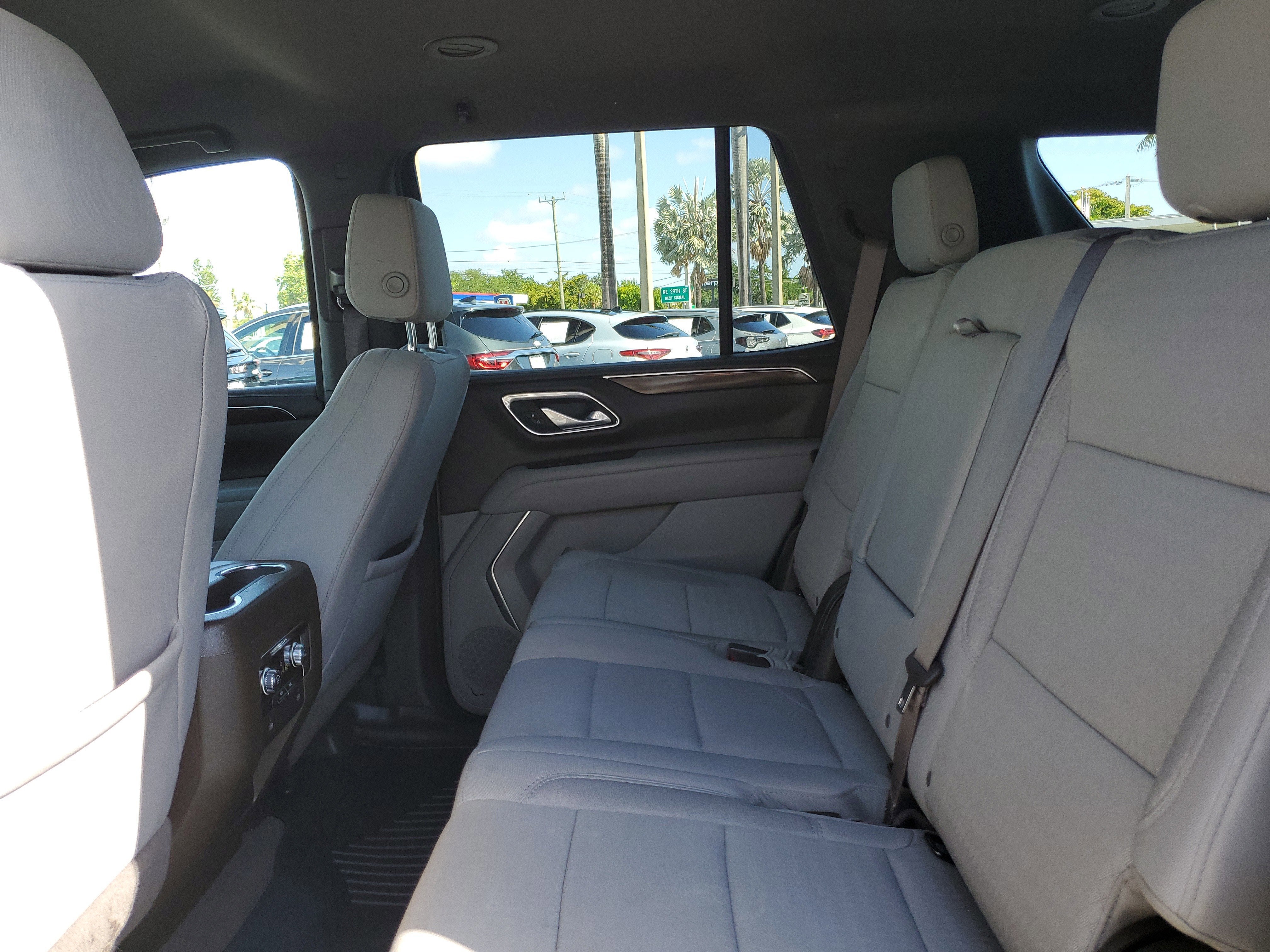 2023 GMC Yukon SLE