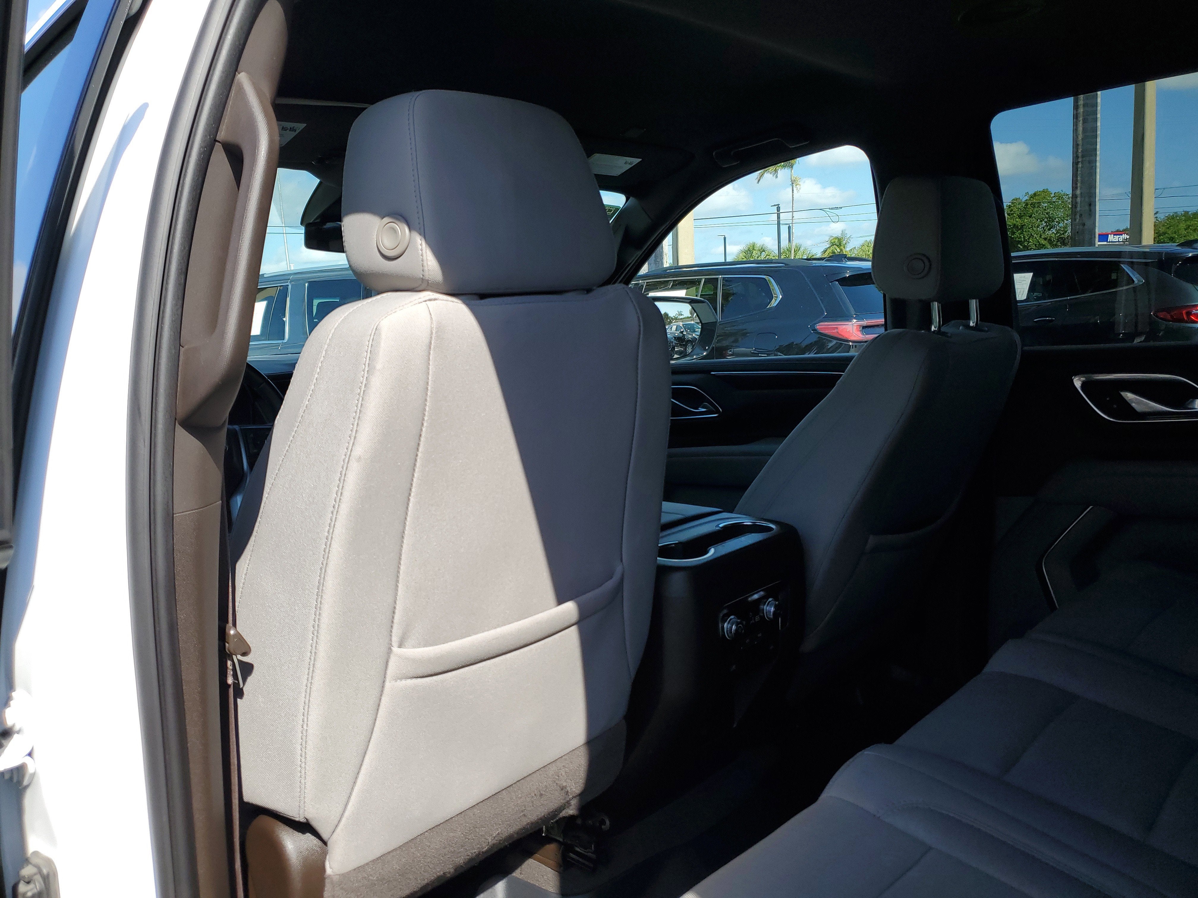 2023 GMC Yukon SLE