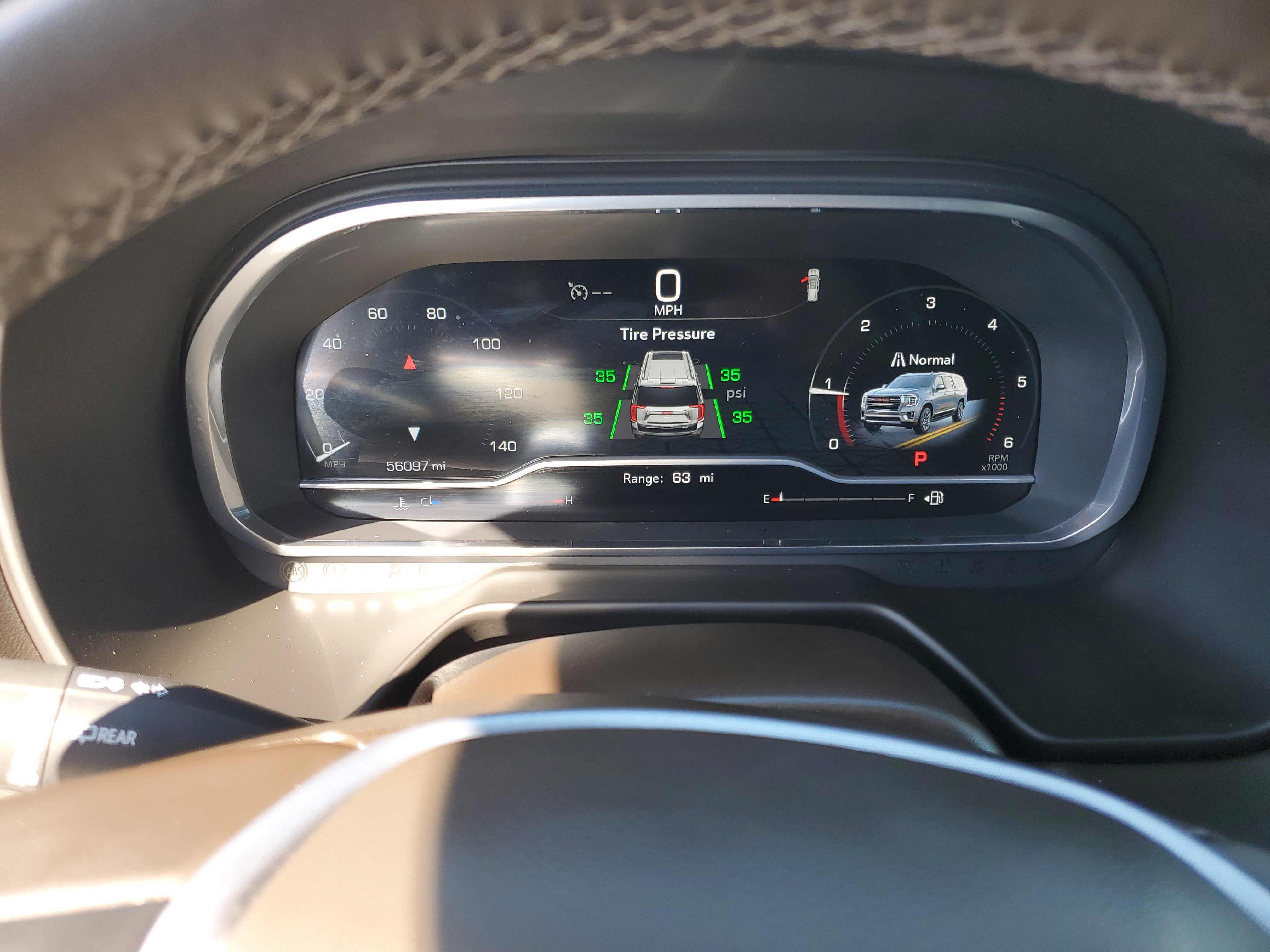 2023 GMC Yukon SLE