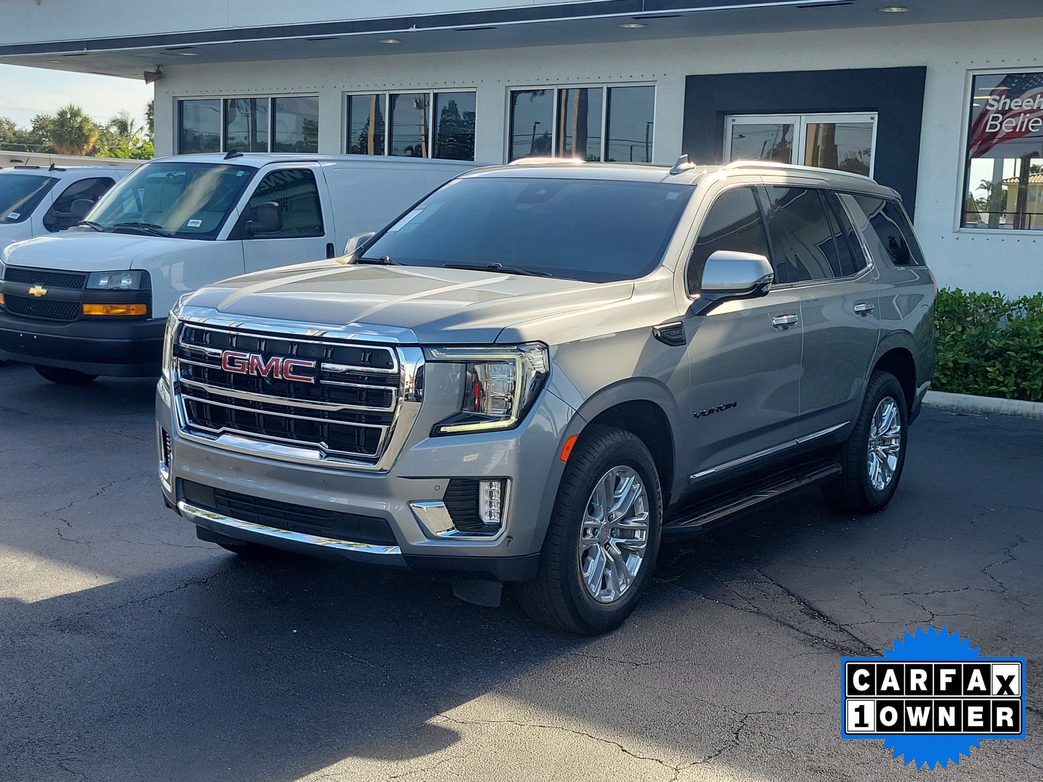 2023 GMC Yukon SLT