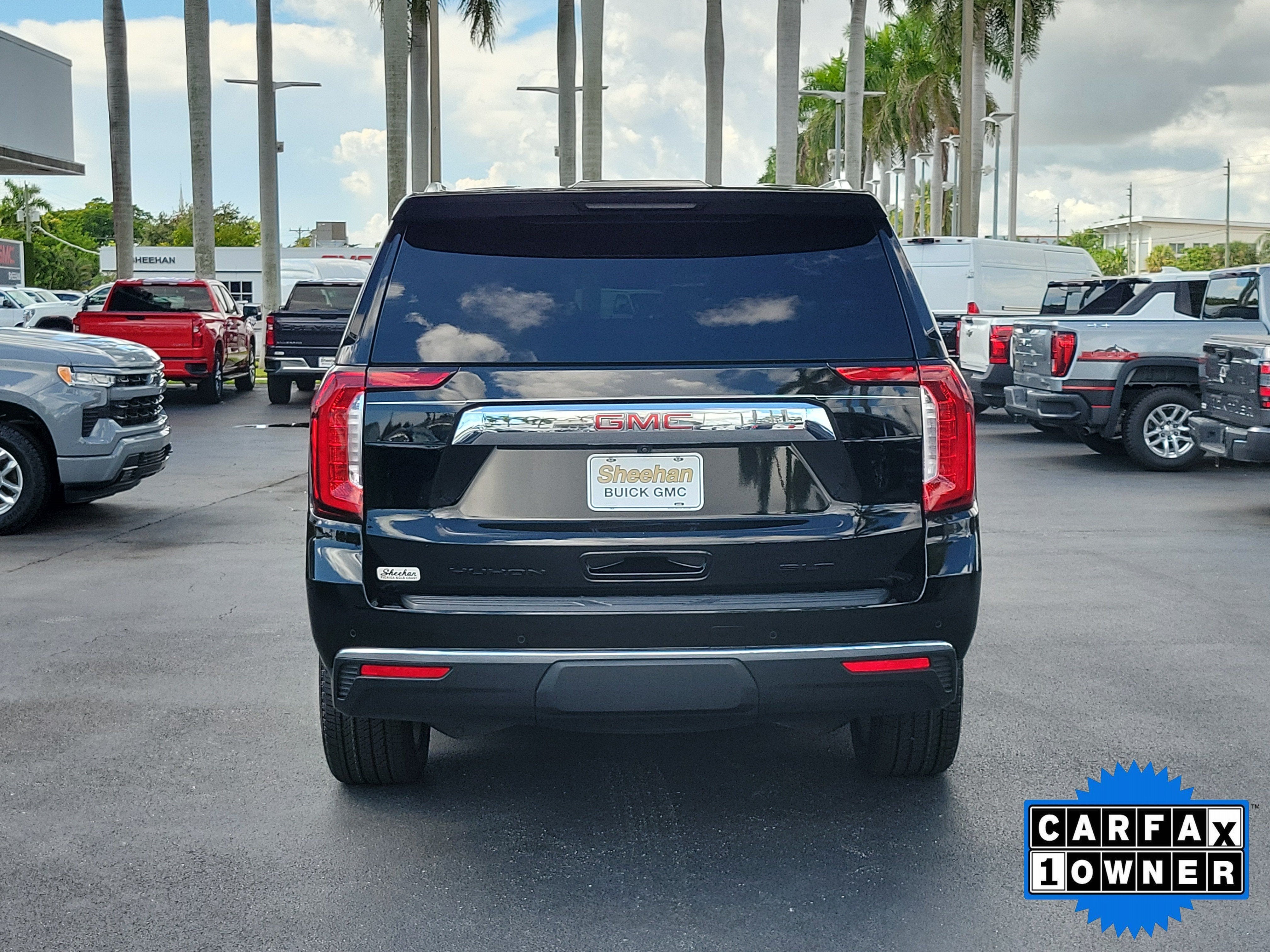 2023 GMC Yukon SLT