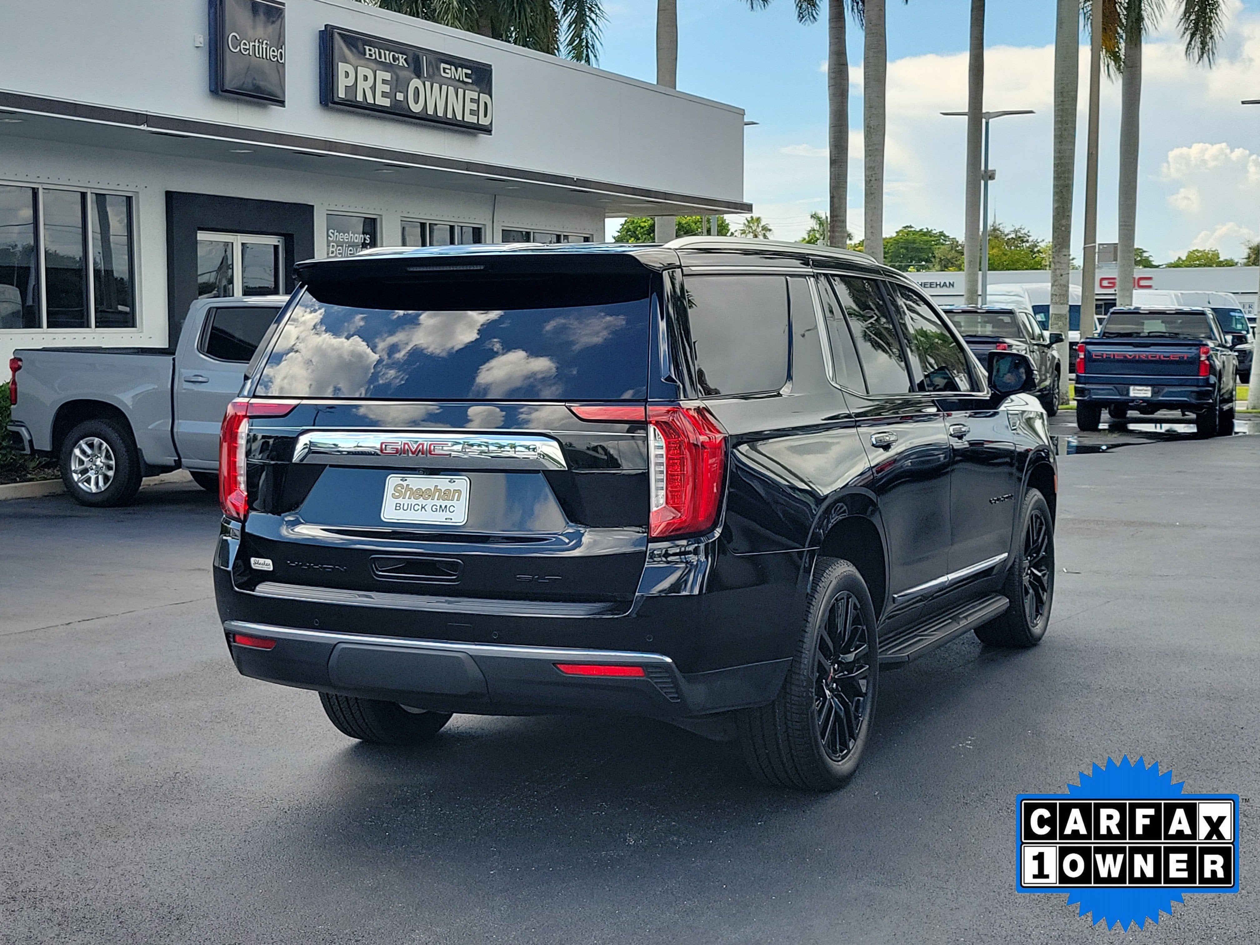 2023 GMC Yukon SLT