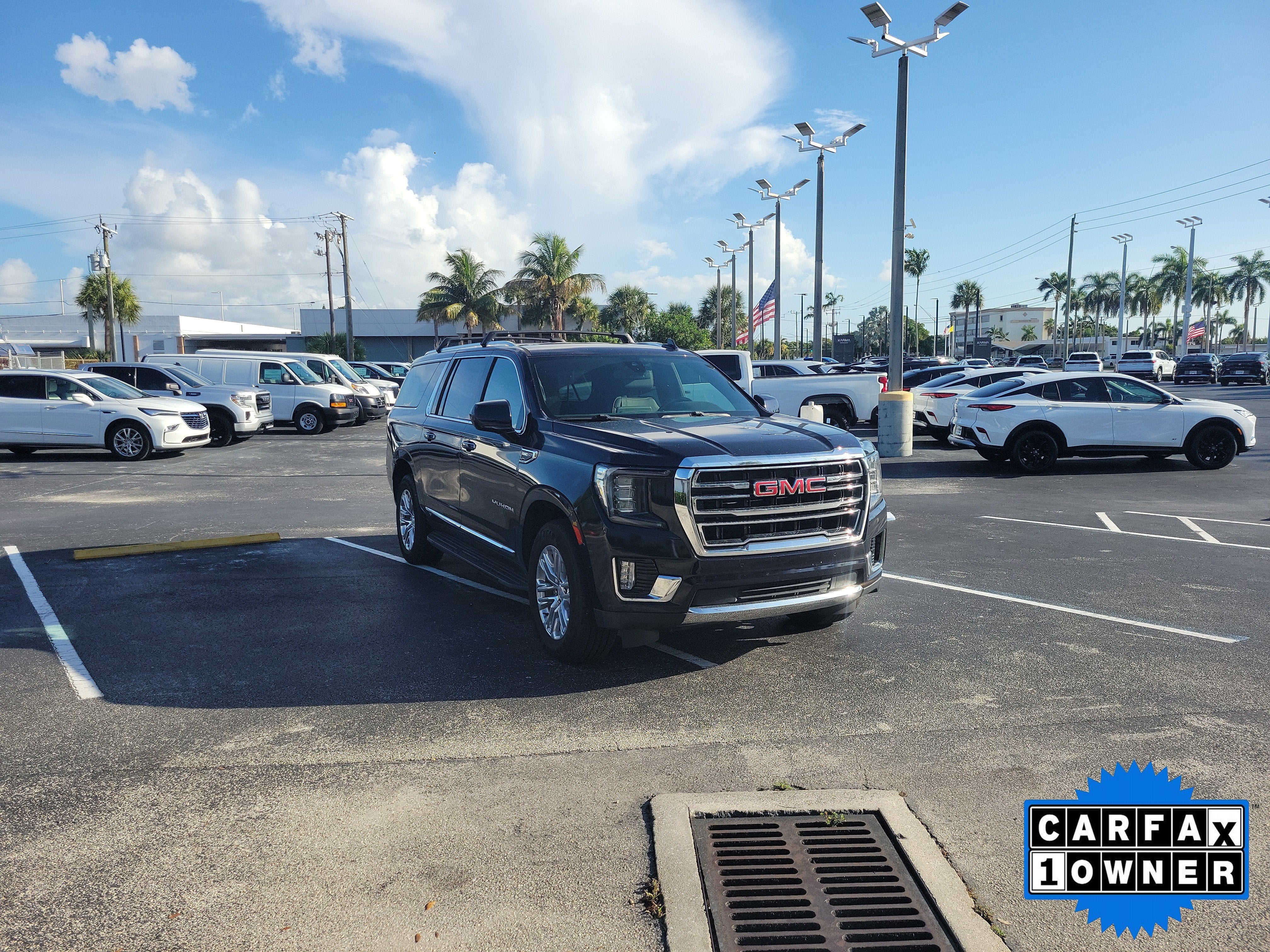 2022 GMC Yukon XL SLT