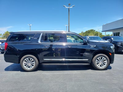2023 GMC Yukon XL SLT