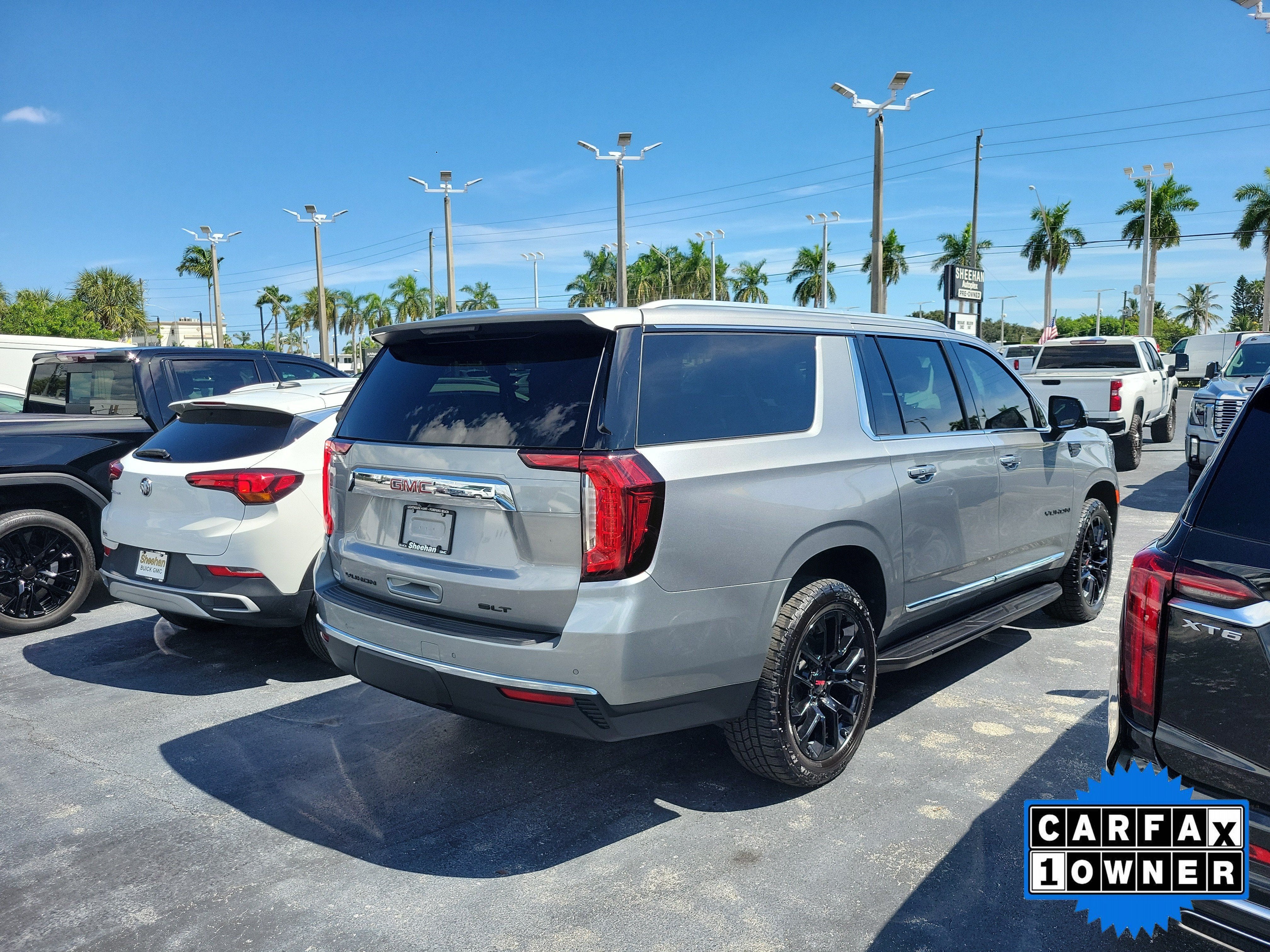 2023 GMC Yukon XL SLT
