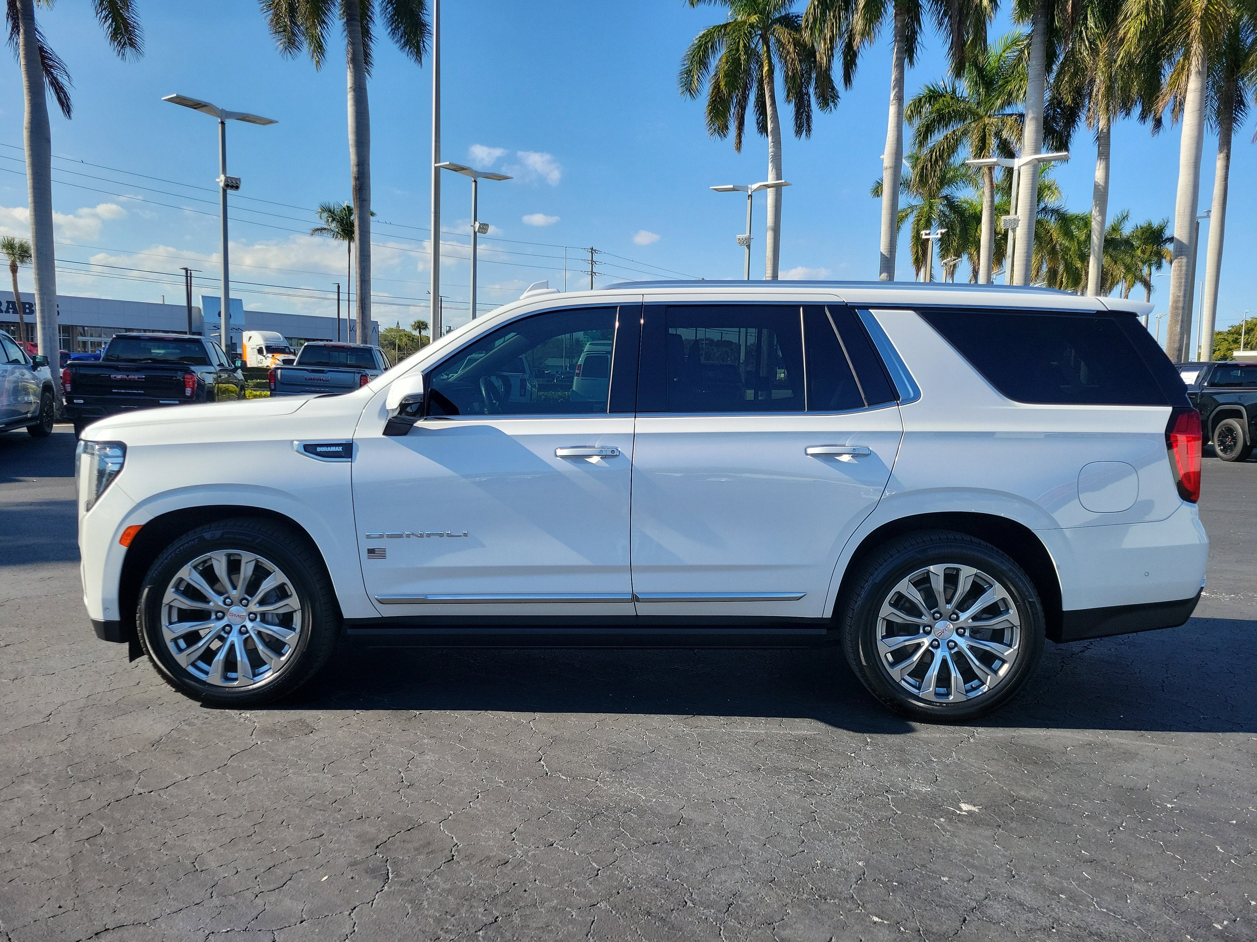 2023 GMC Yukon Denali