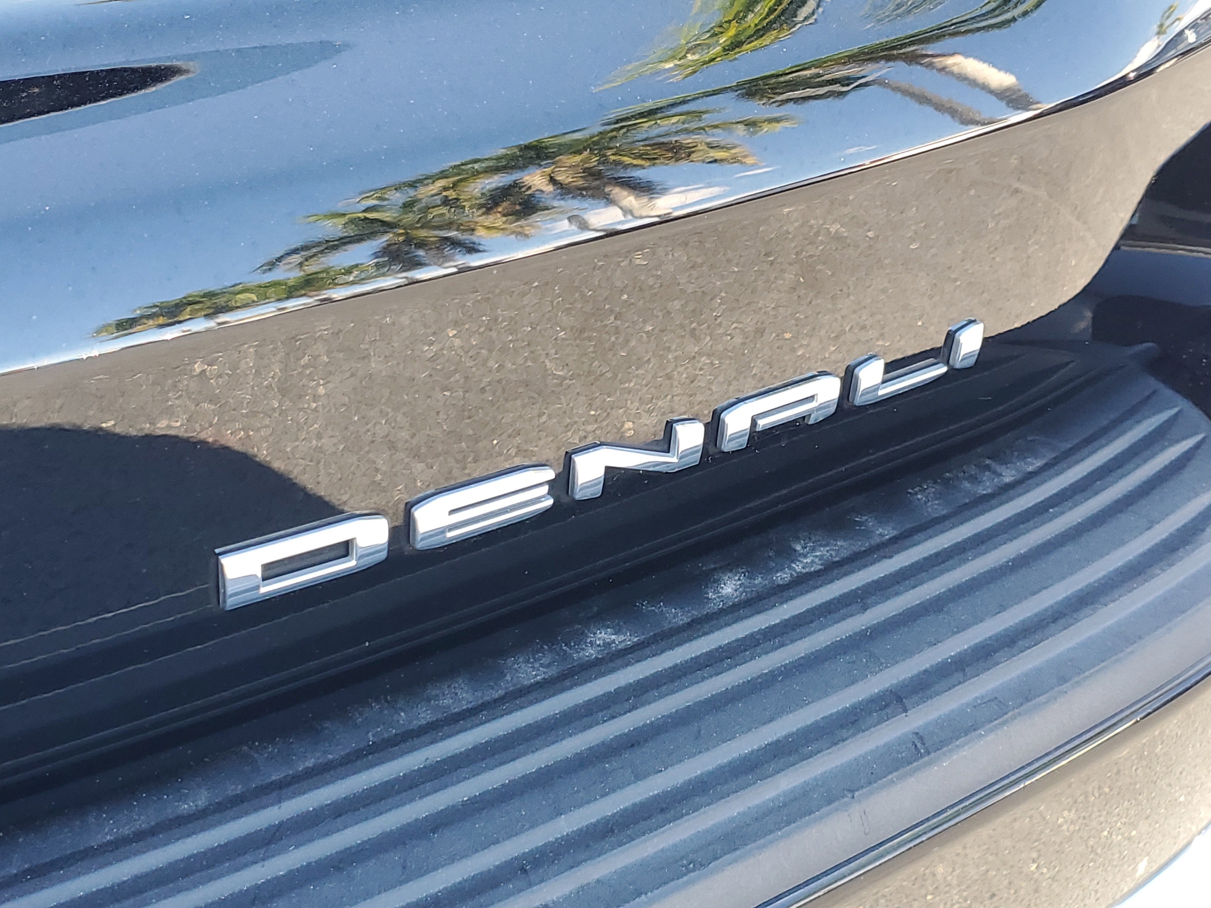 2022 GMC Yukon XL Denali