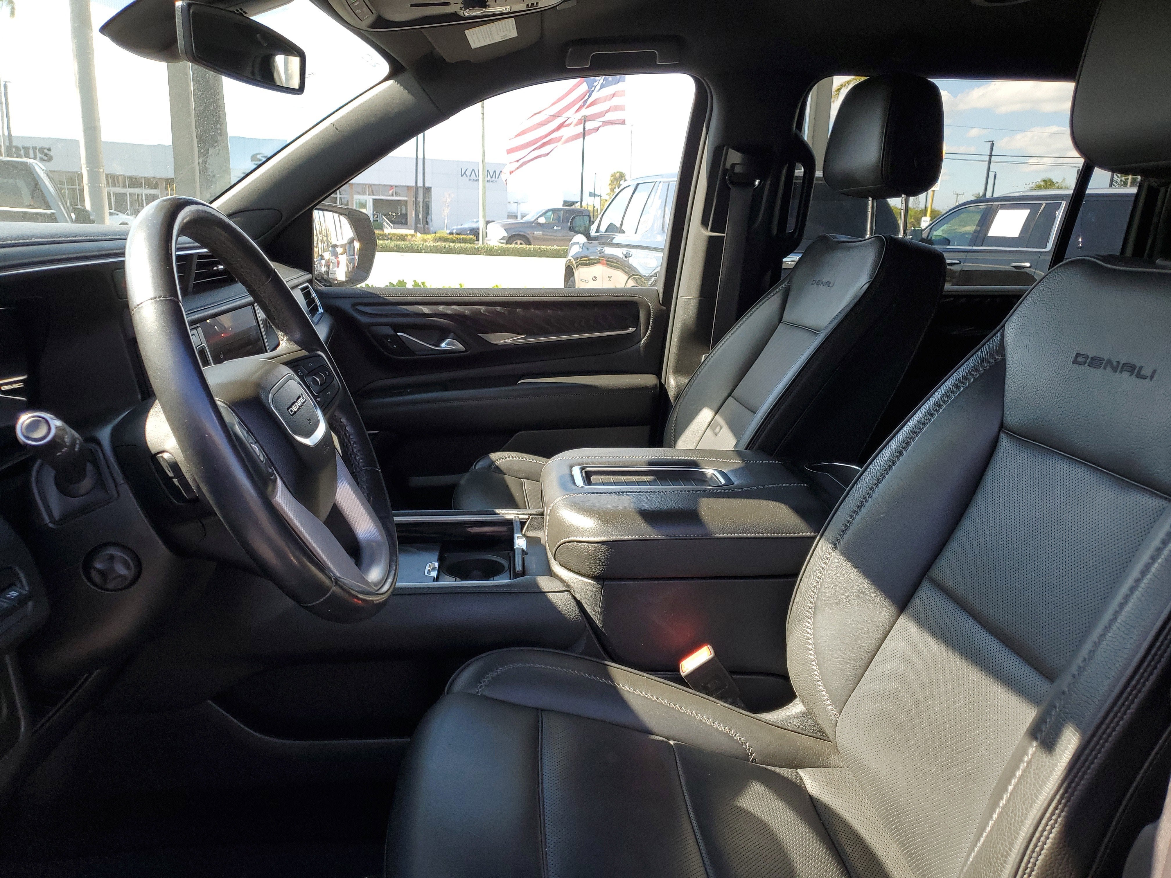 2022 GMC Yukon XL Denali