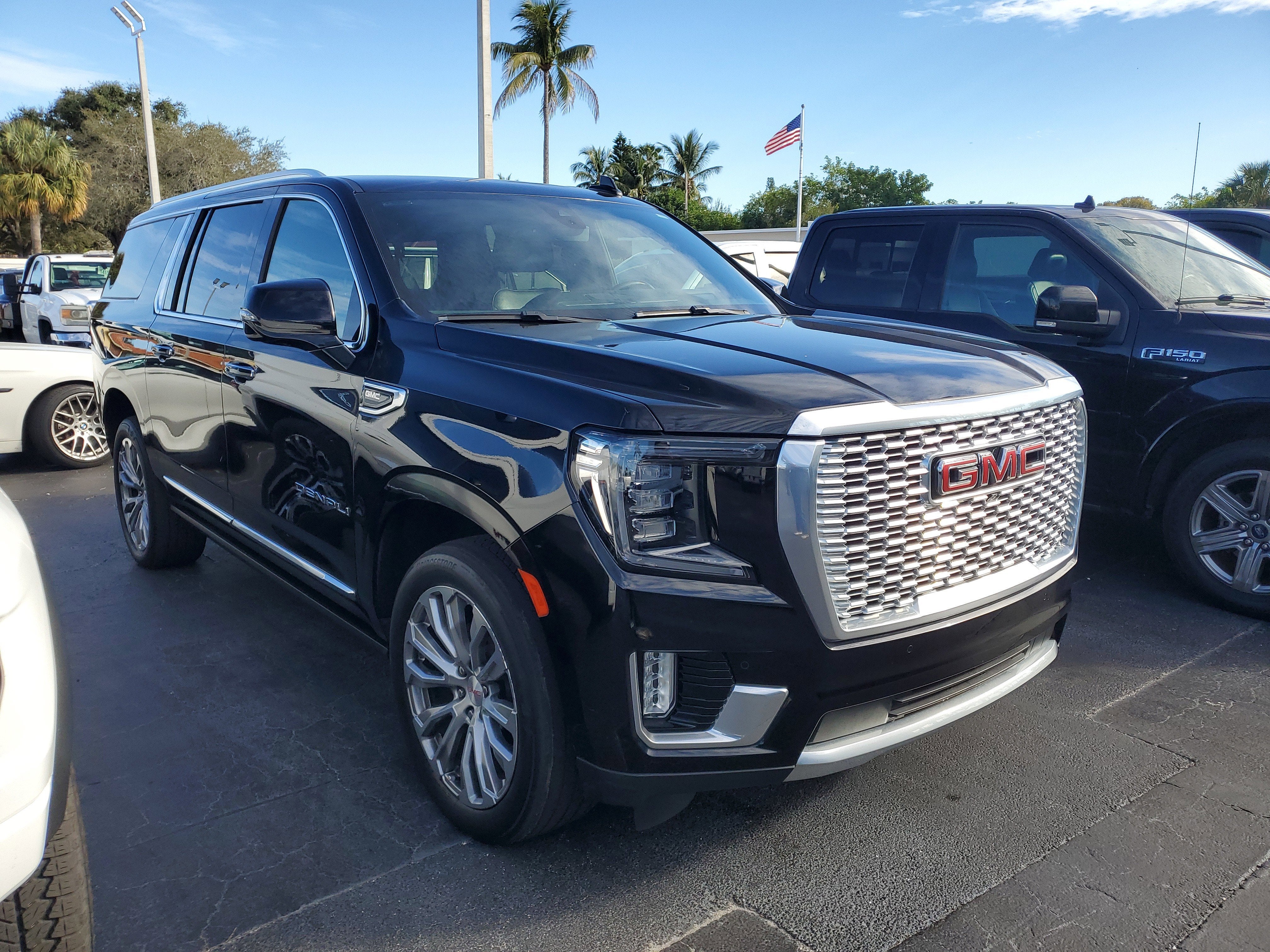 2022 GMC Yukon XL Denali