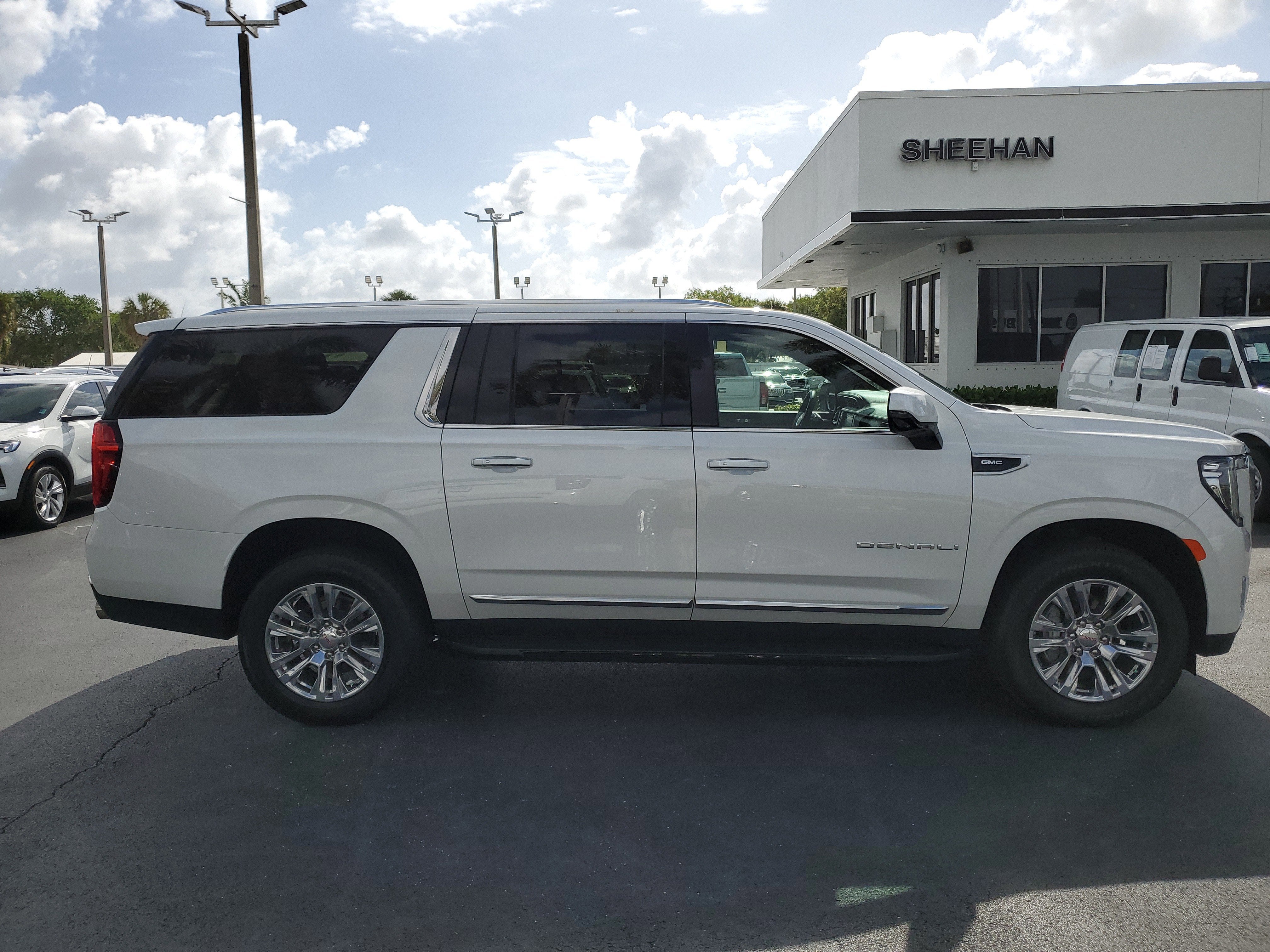 2024 GMC Yukon XL Denali