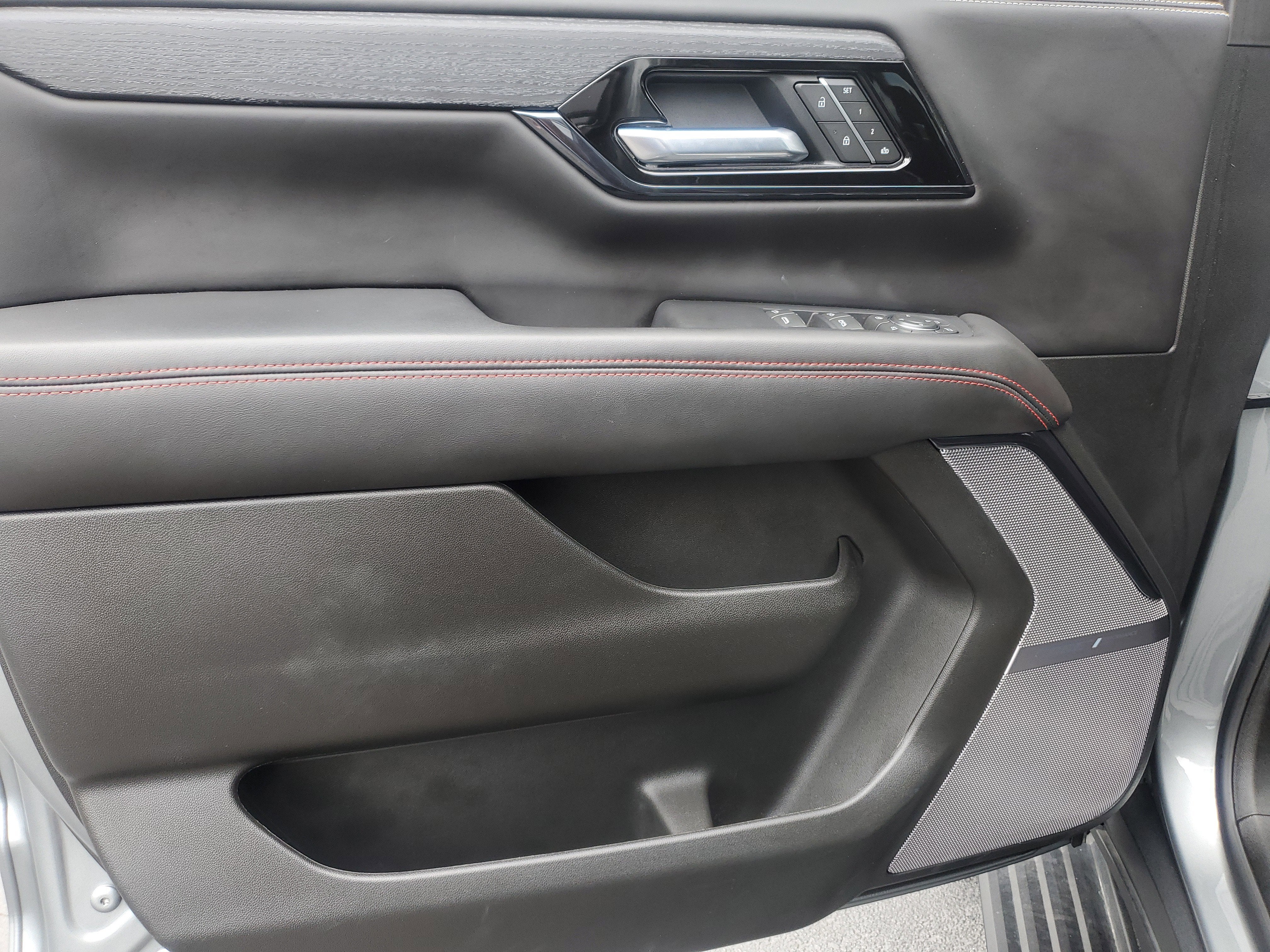 2025 GMC Yukon AT4 Ultimate