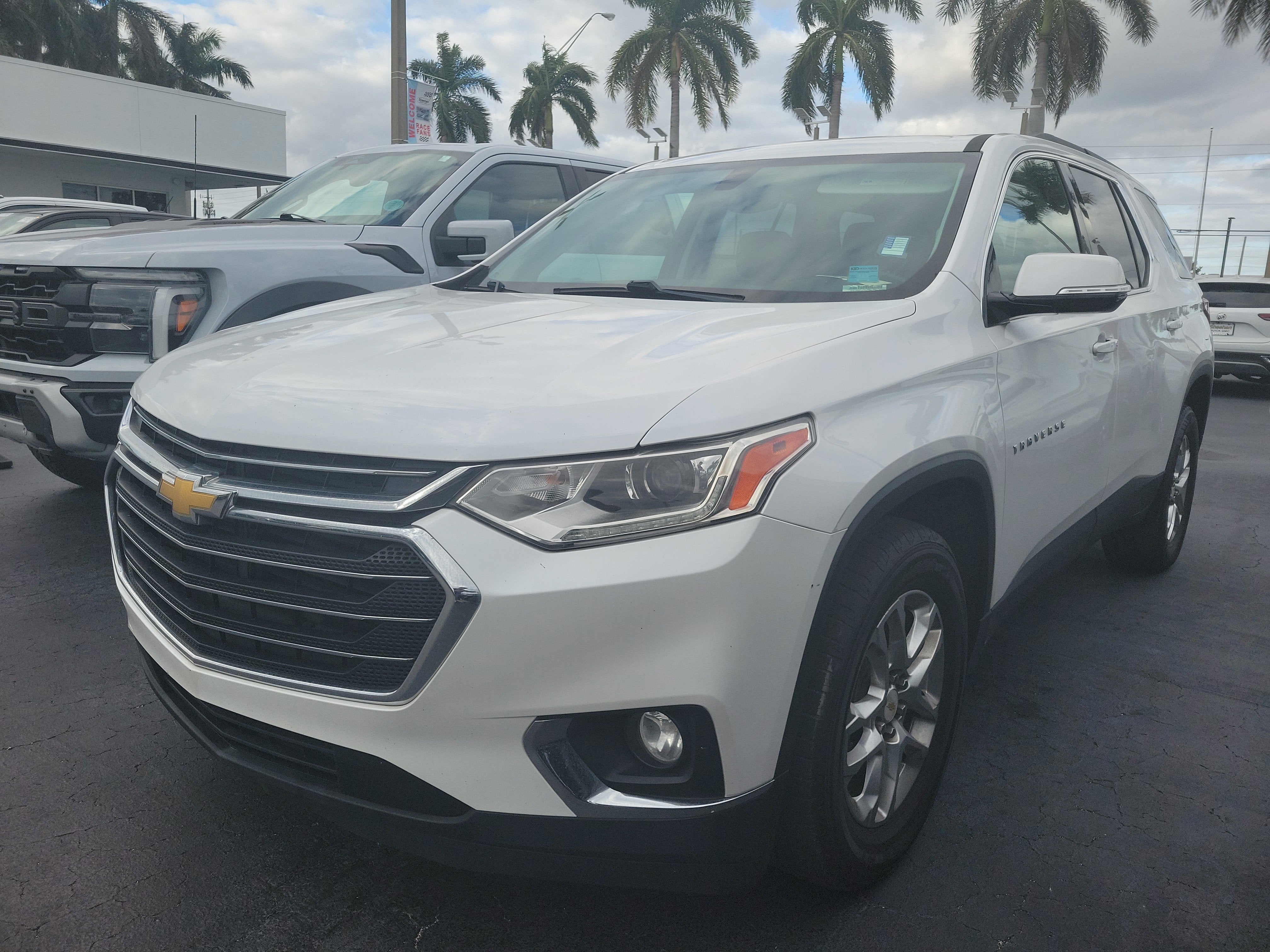 2019 Chevrolet Traverse LT Cloth