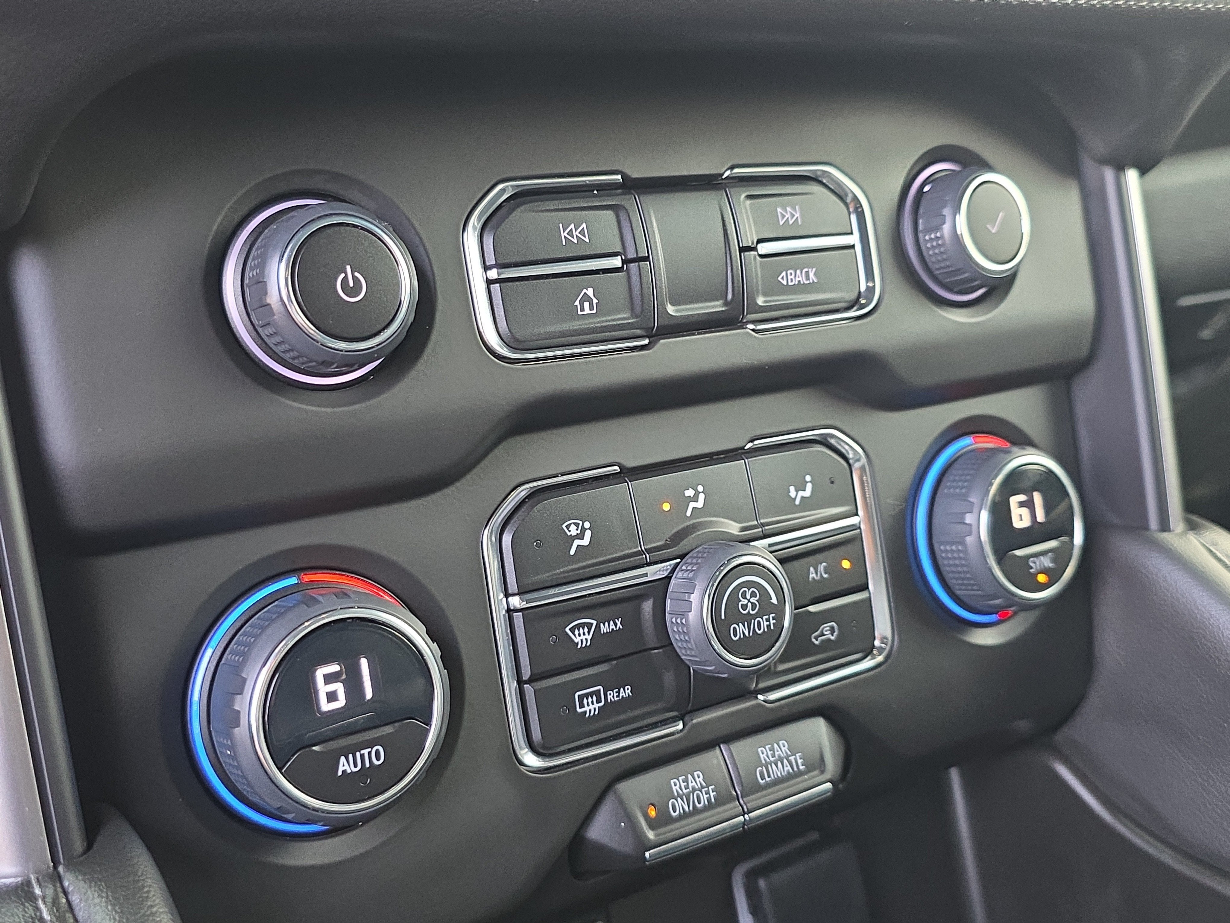 2023 Chevrolet Tahoe LS