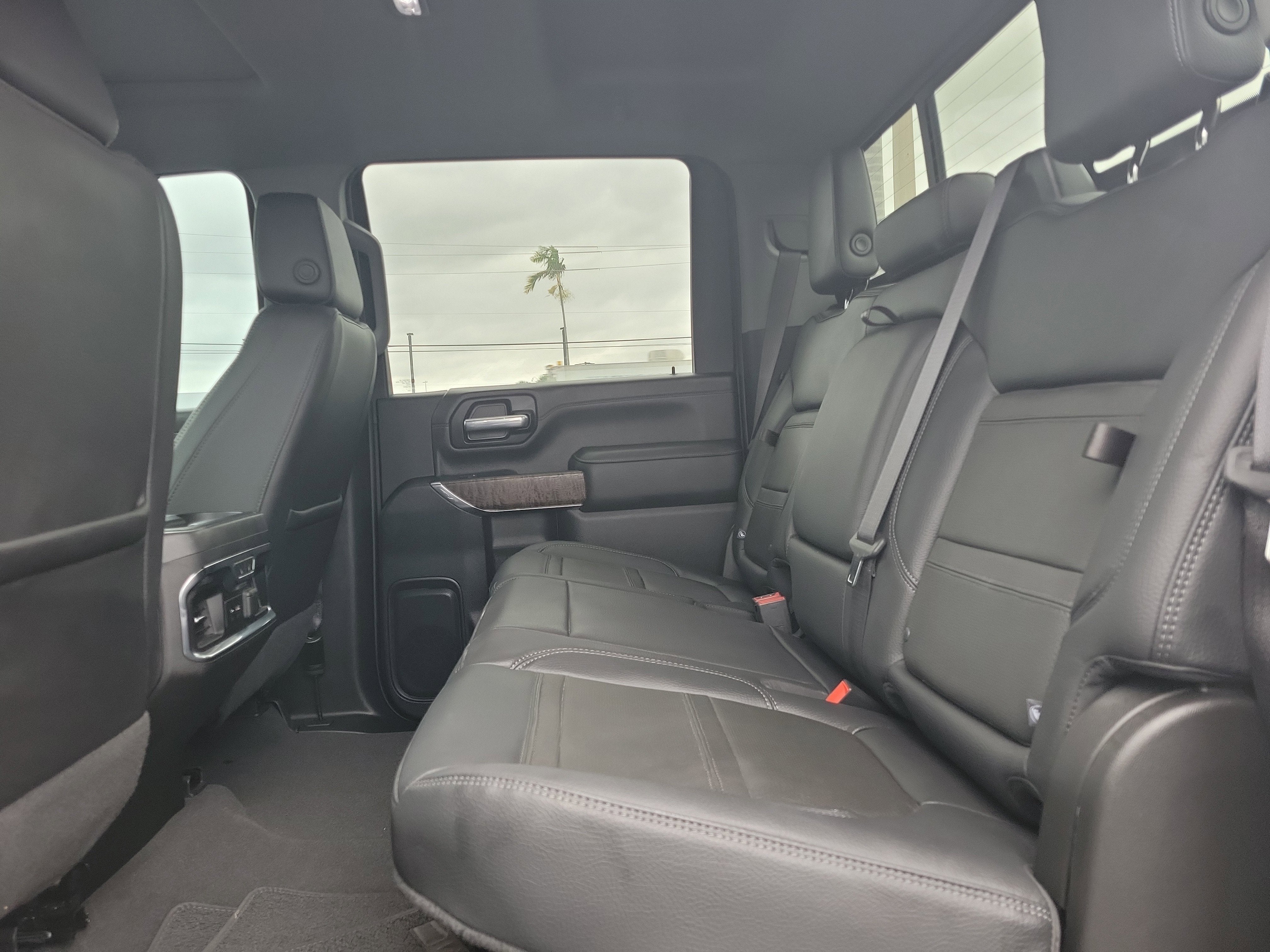 2023 GMC Sierra 2500 HD Denali