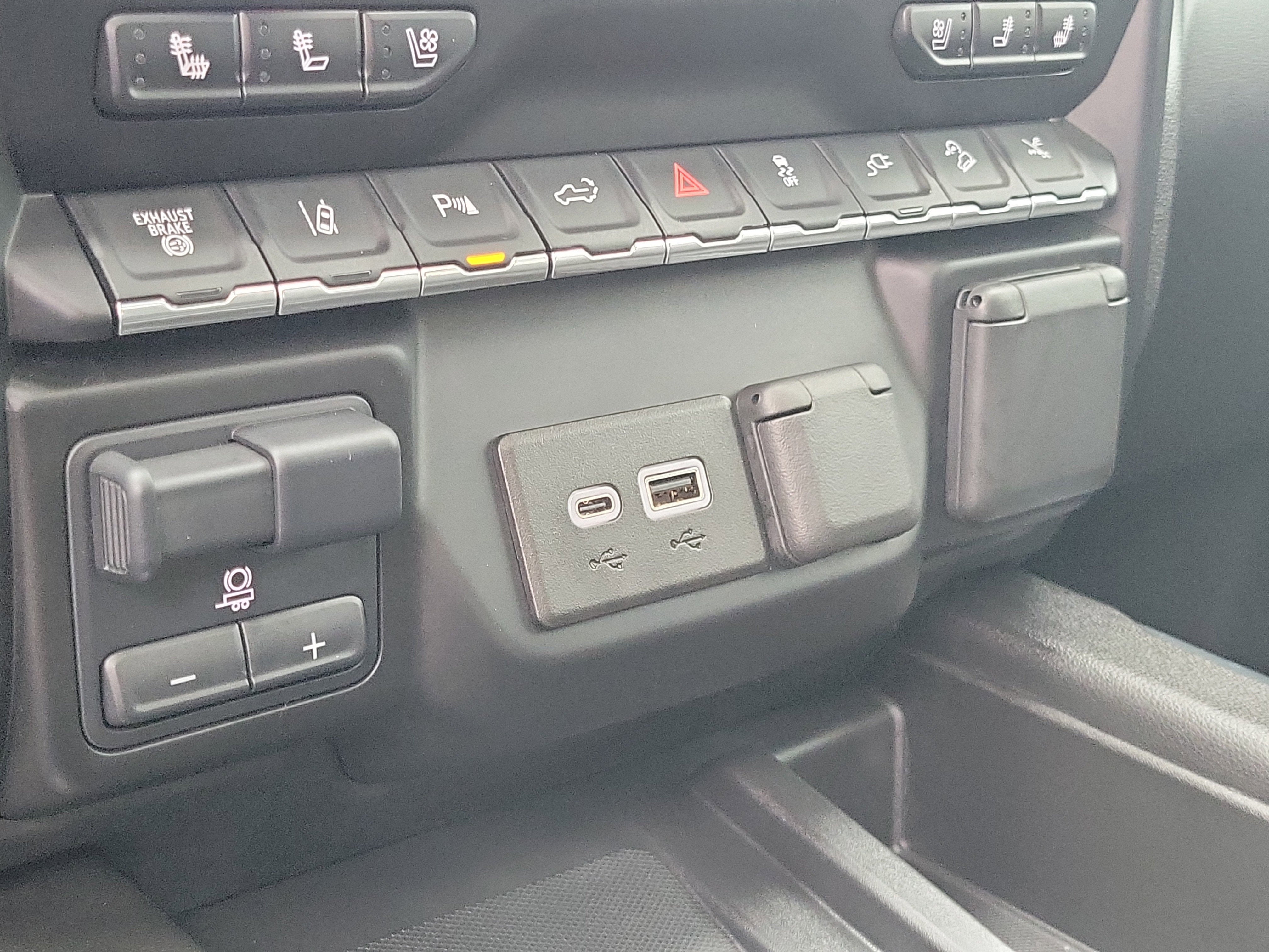 2023 GMC Sierra 2500 HD Denali