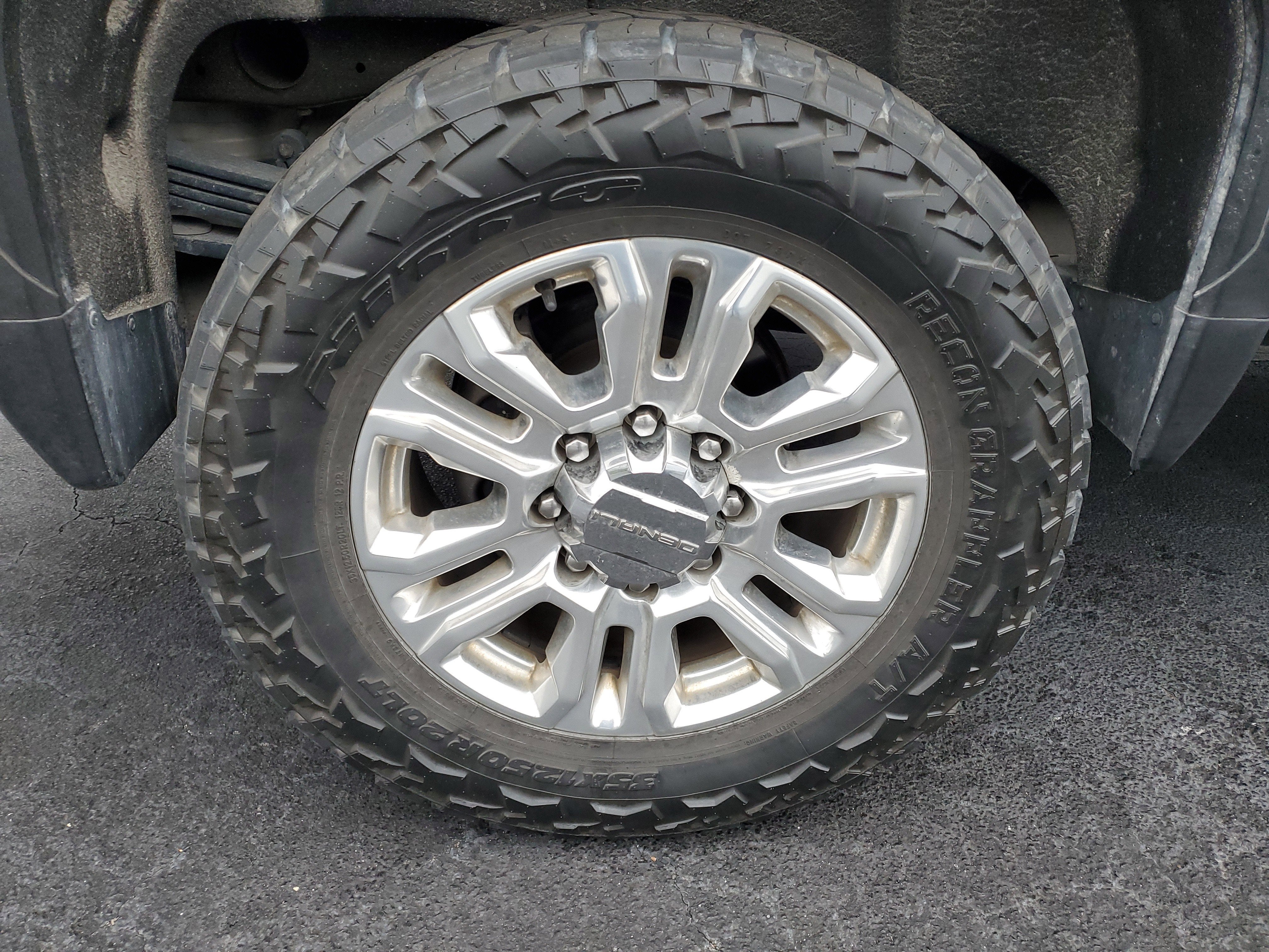 2023 GMC Sierra 2500 HD Denali