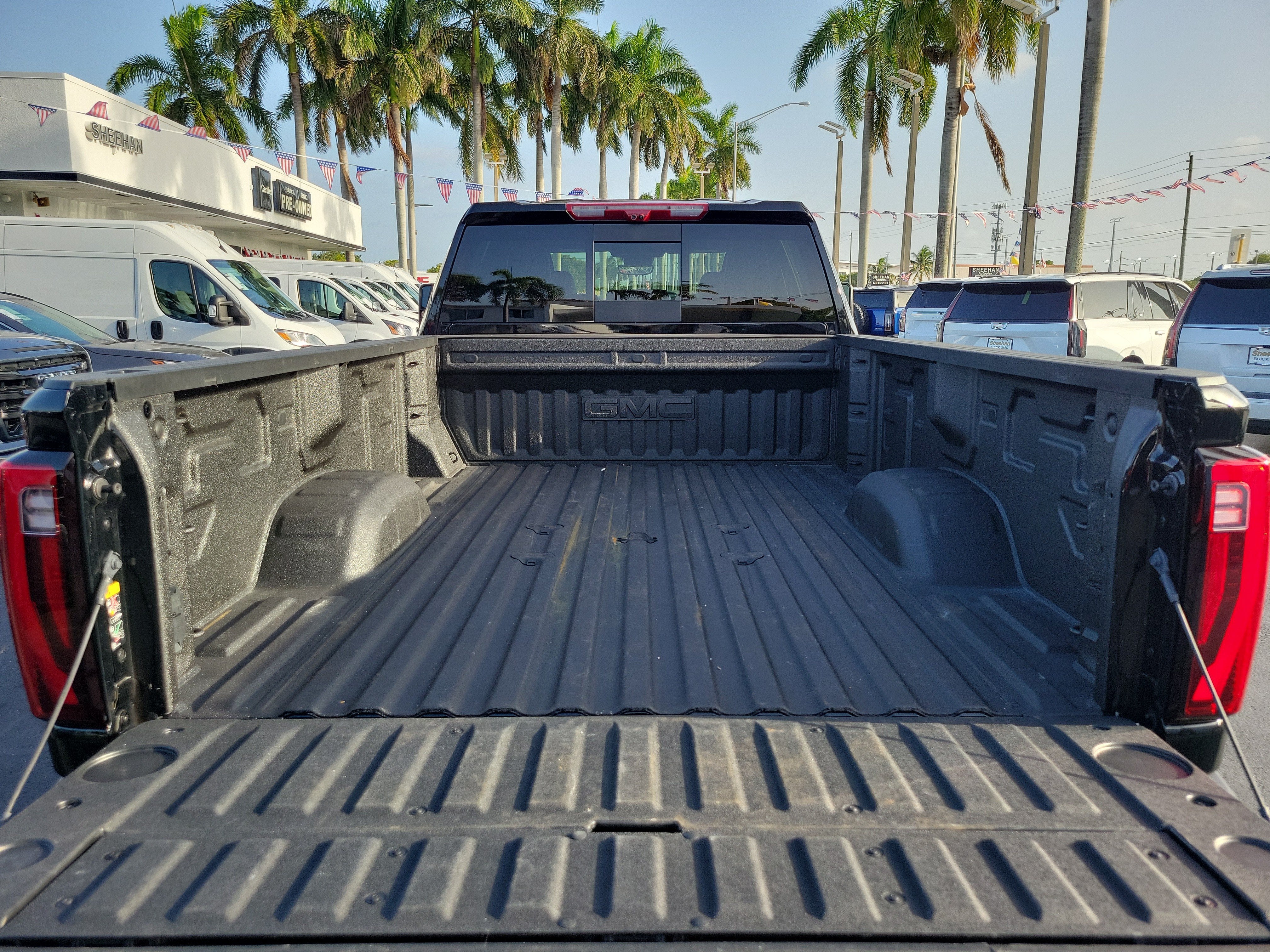 2025 GMC Sierra 3500 HD Denali Ultimate DRW