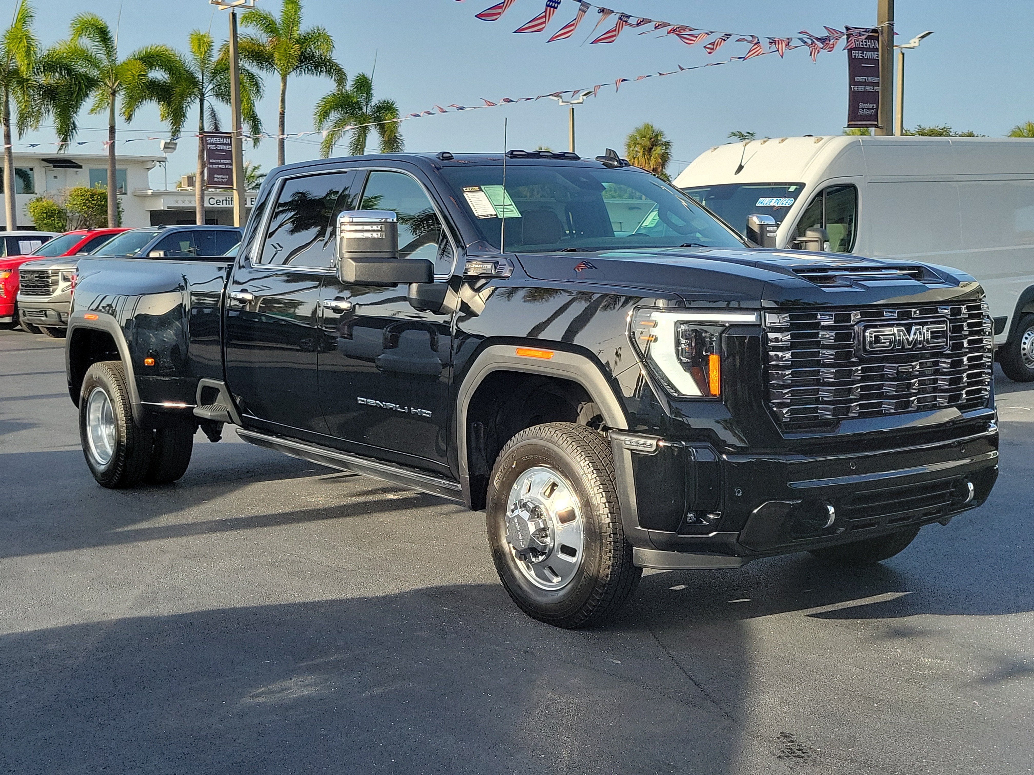 2025 GMC Sierra 3500 HD Denali Ultimate DRW