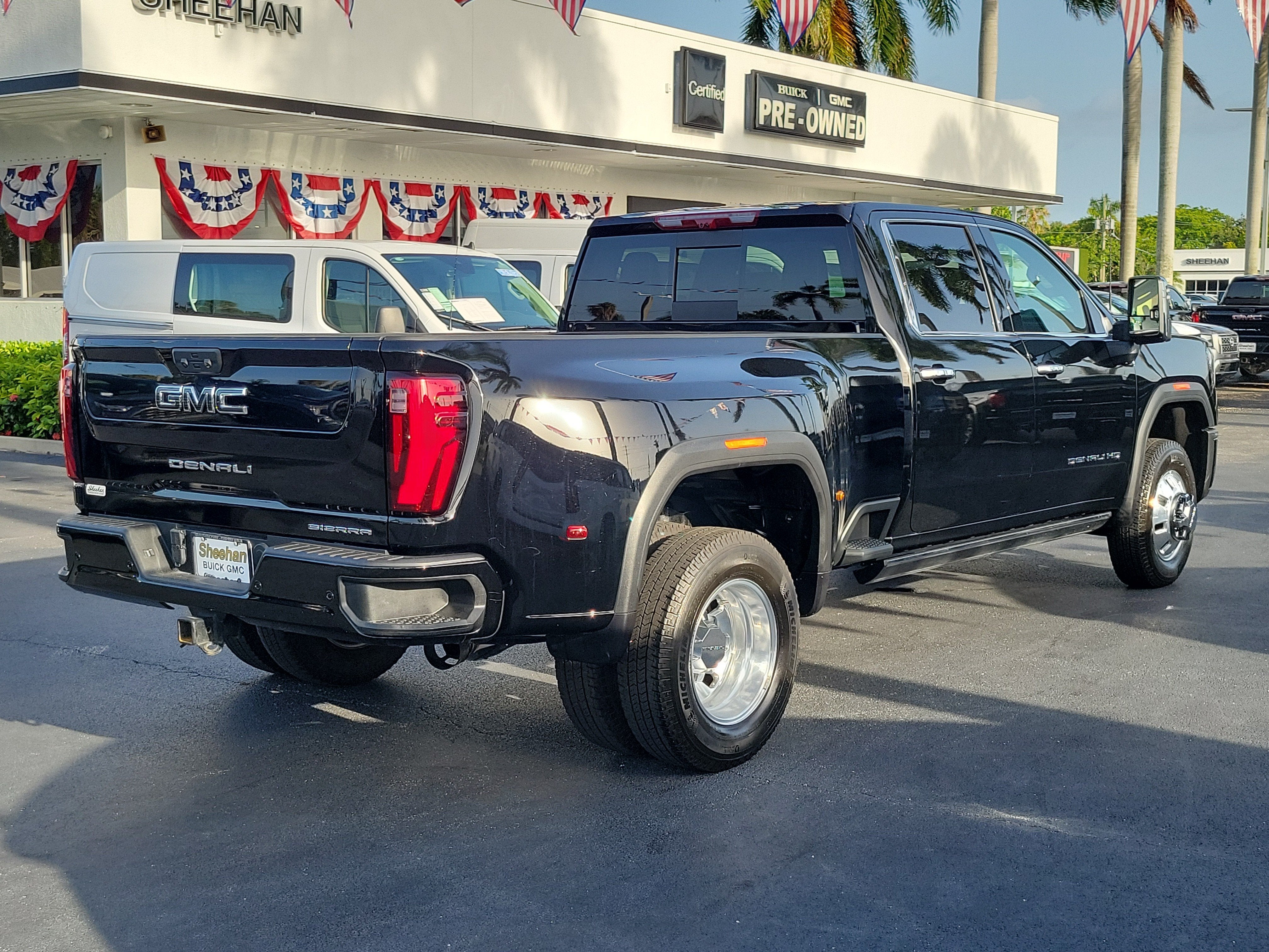 2025 GMC Sierra 3500 HD Denali Ultimate DRW