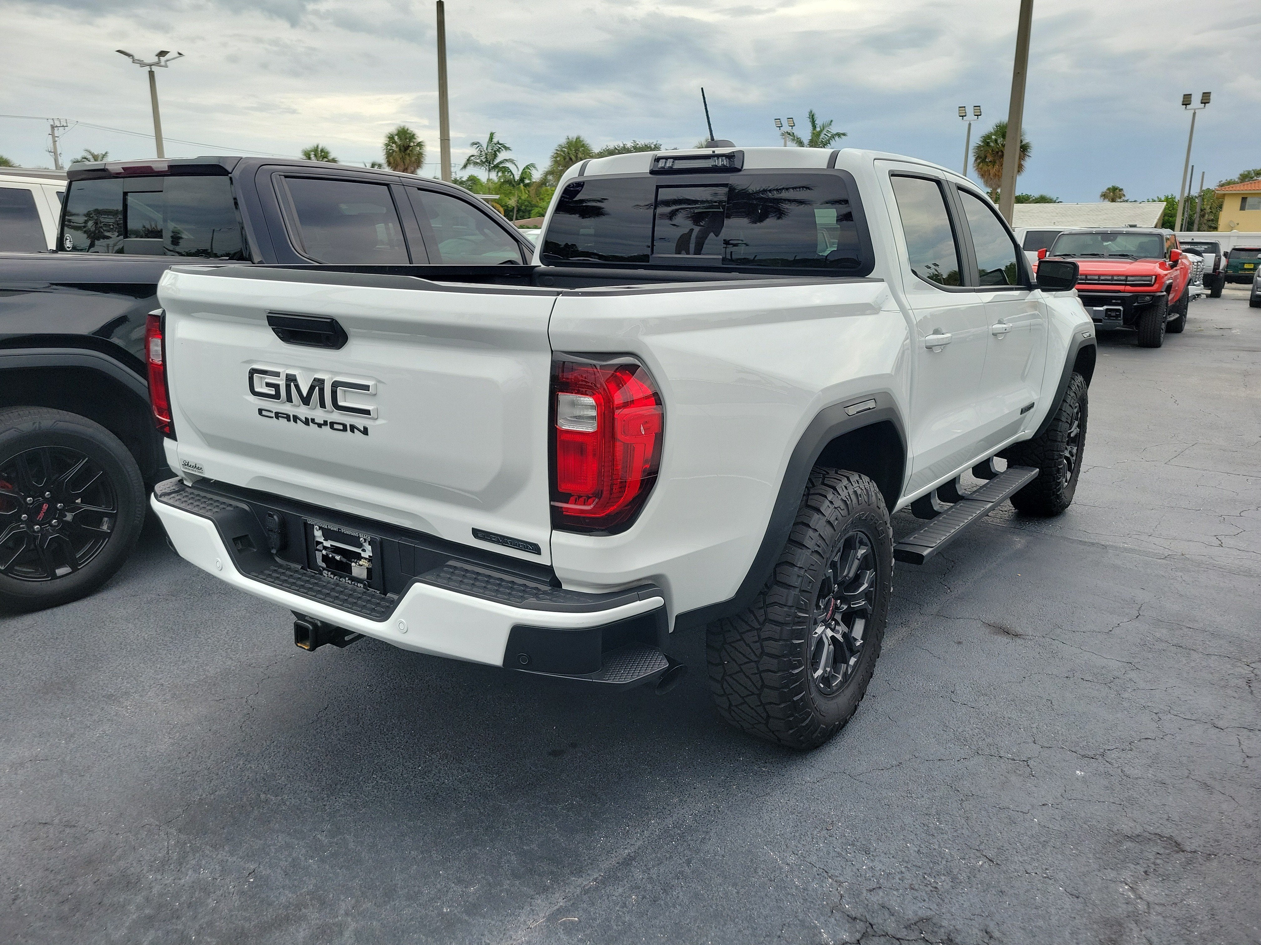 2025 GMC Canyon Elevation