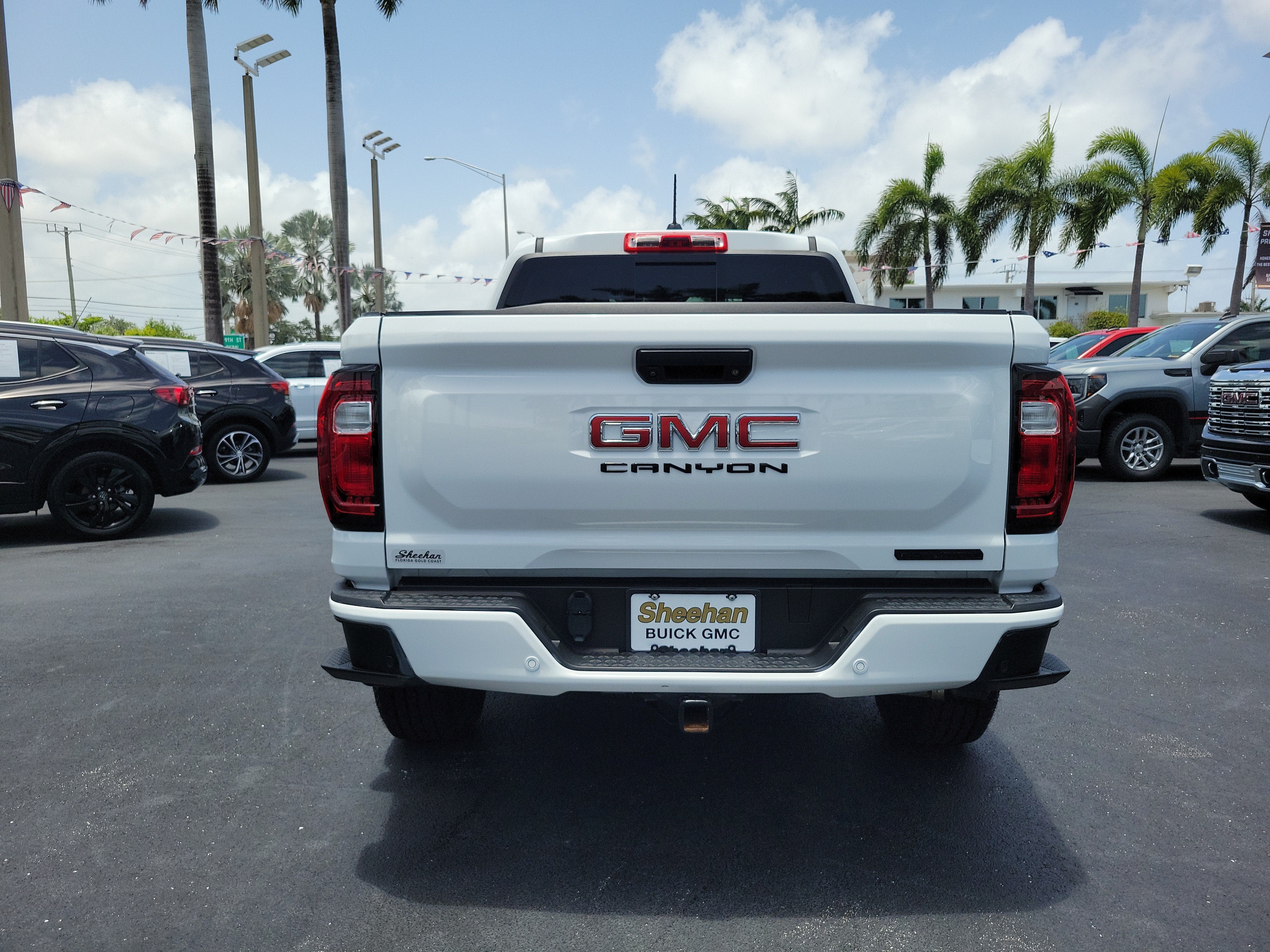 2024 GMC Canyon Elevation