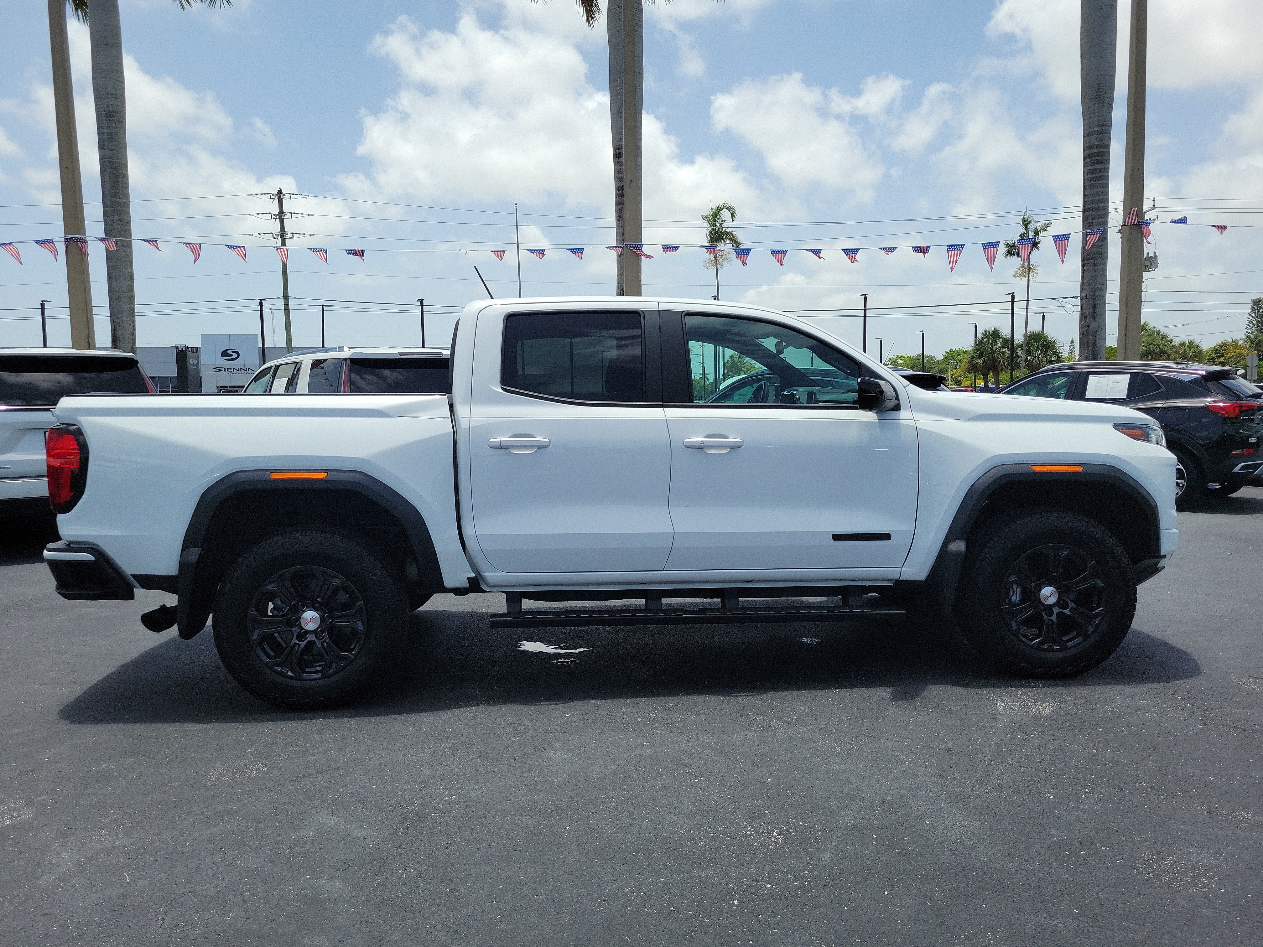 2024 GMC Canyon Elevation