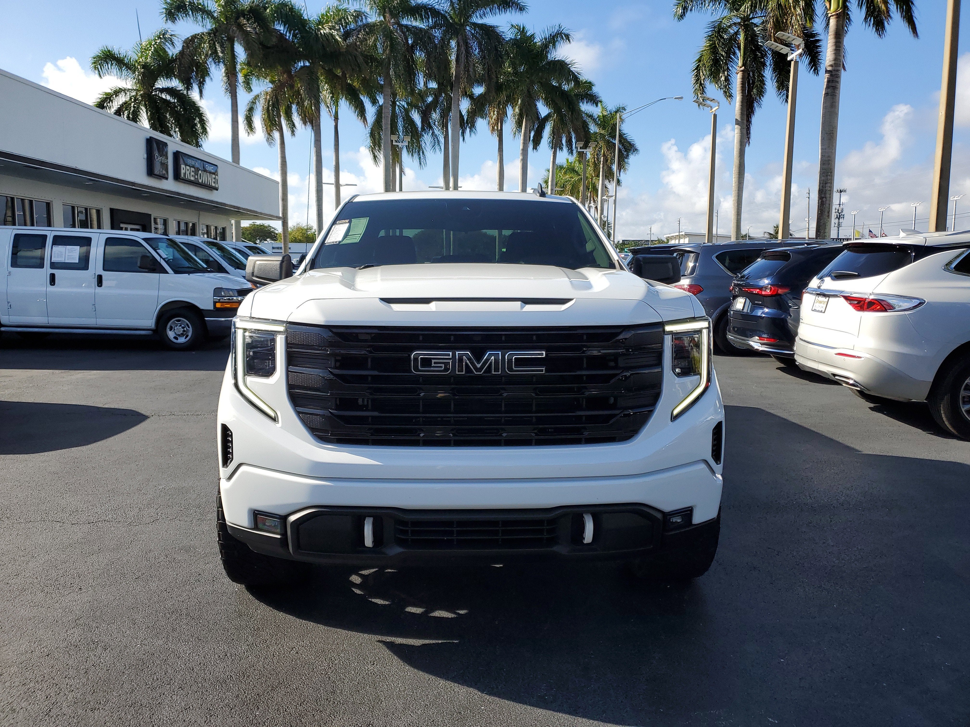2023 GMC Sierra 1500 Elevation