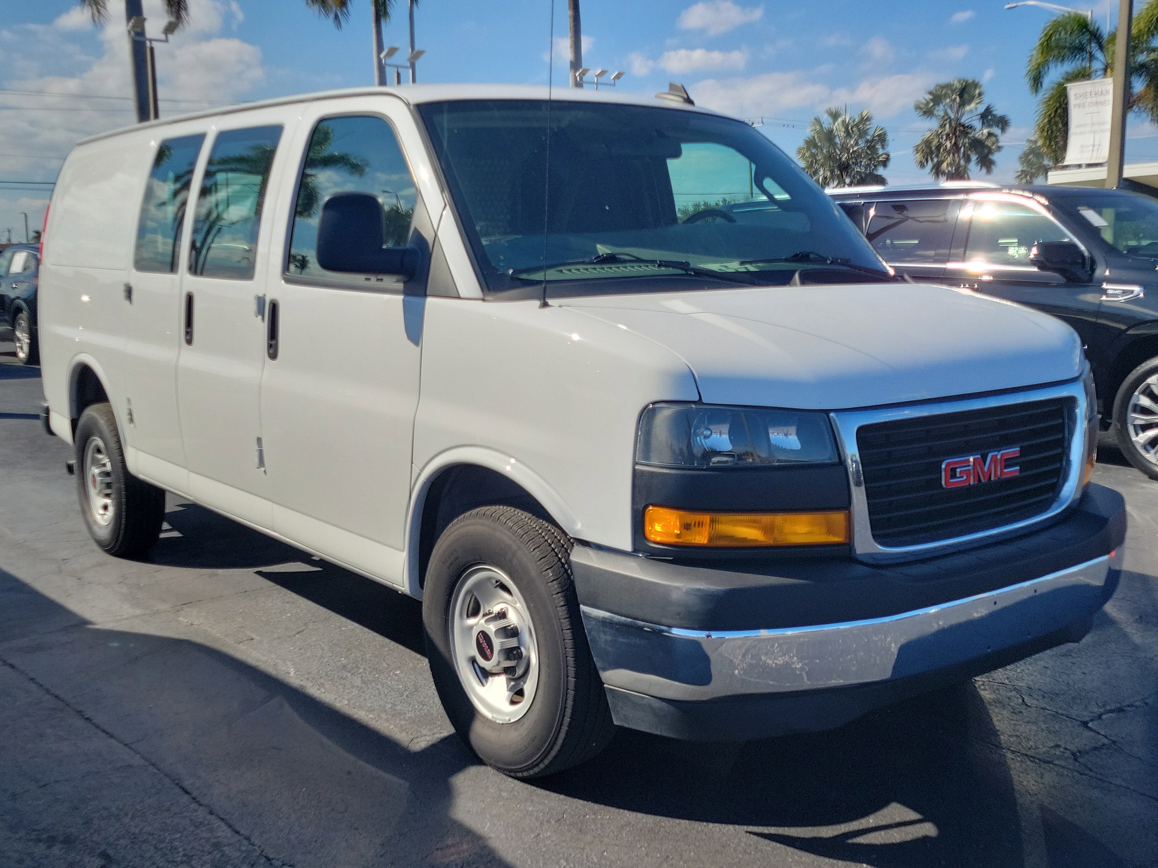 2024 GMC Savana Cargo 2500 Work Van