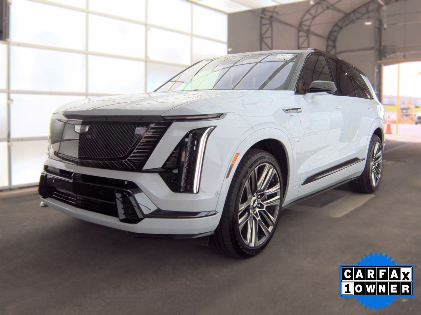 2026 Cadillac VISTIQ Platinum