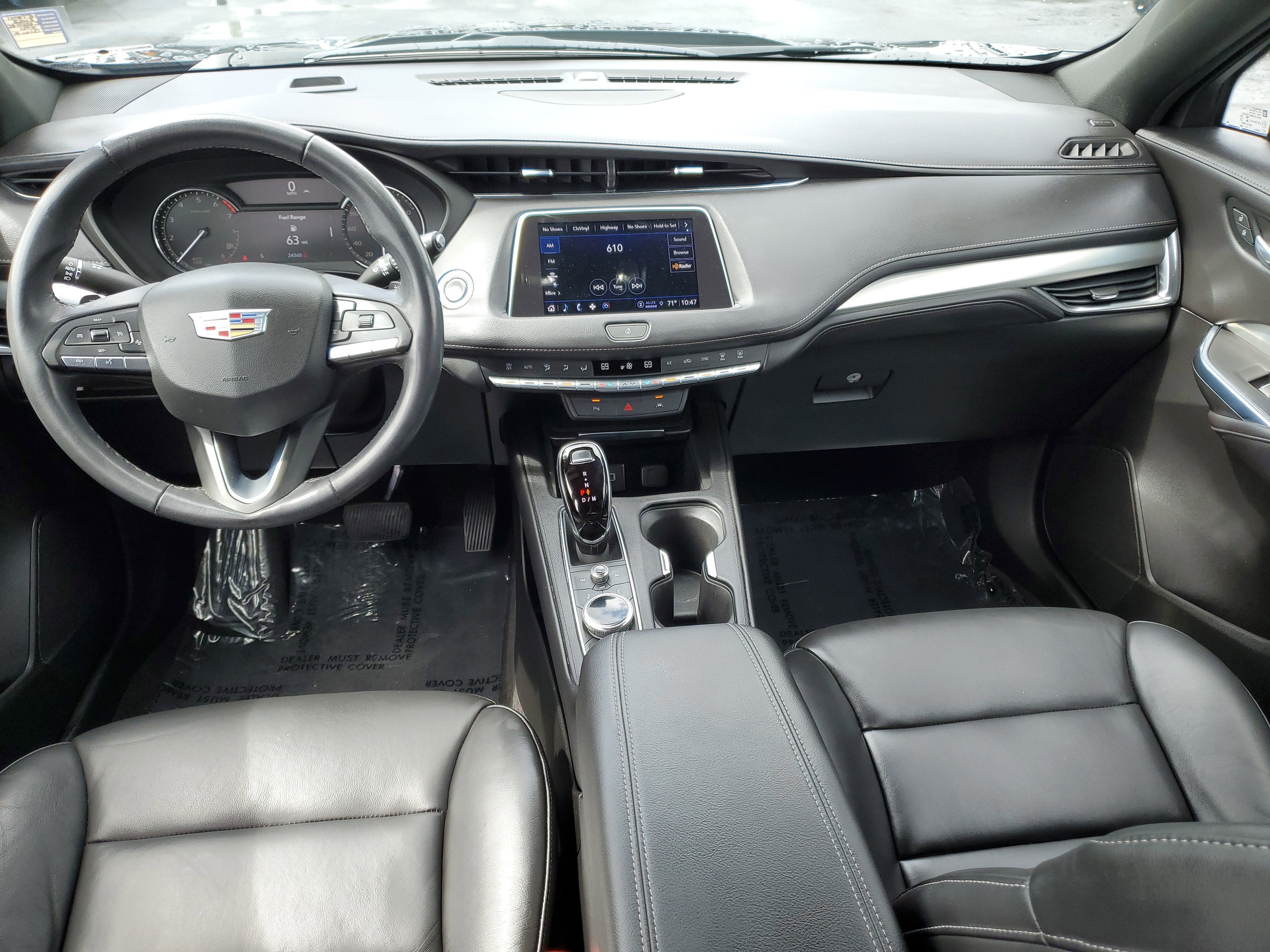 2023 Cadillac XT4 Premium Luxury