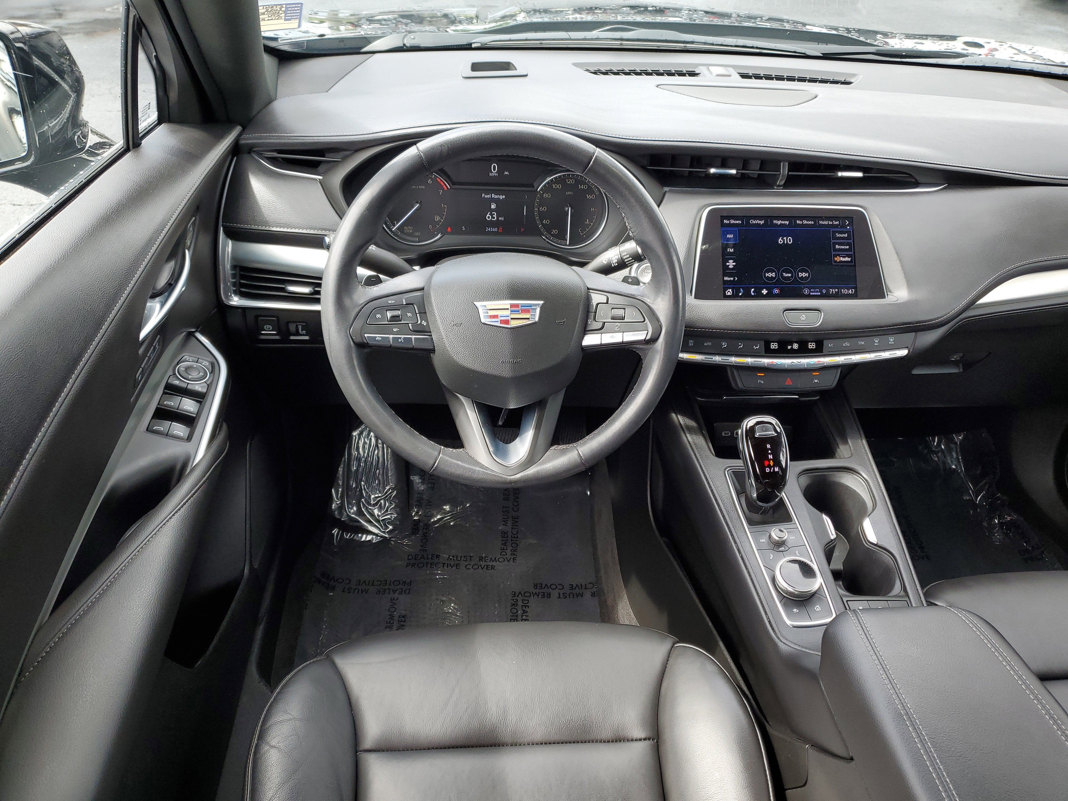 2023 Cadillac XT4 Premium Luxury