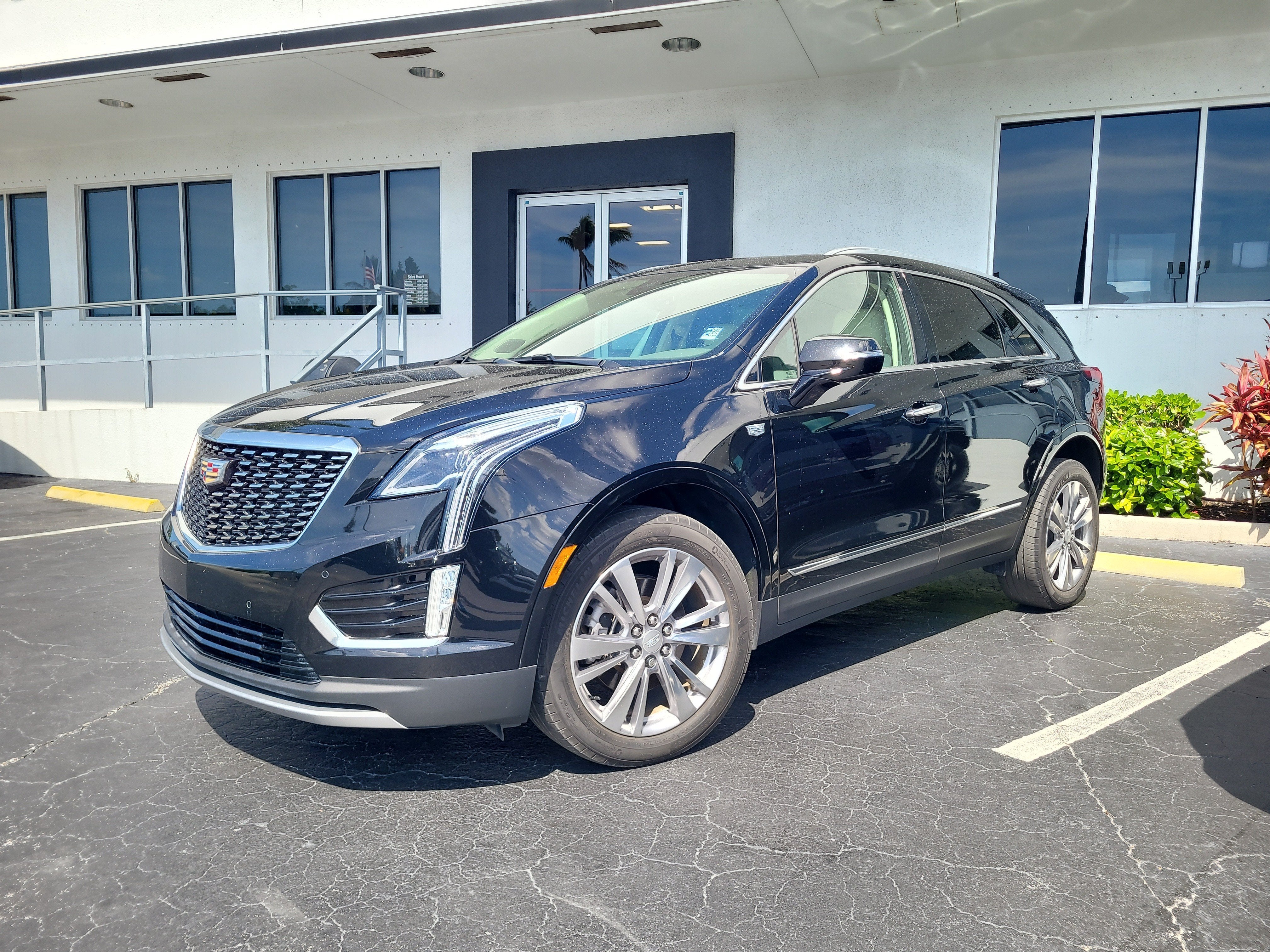 2023 Cadillac XT5 Premium Luxury