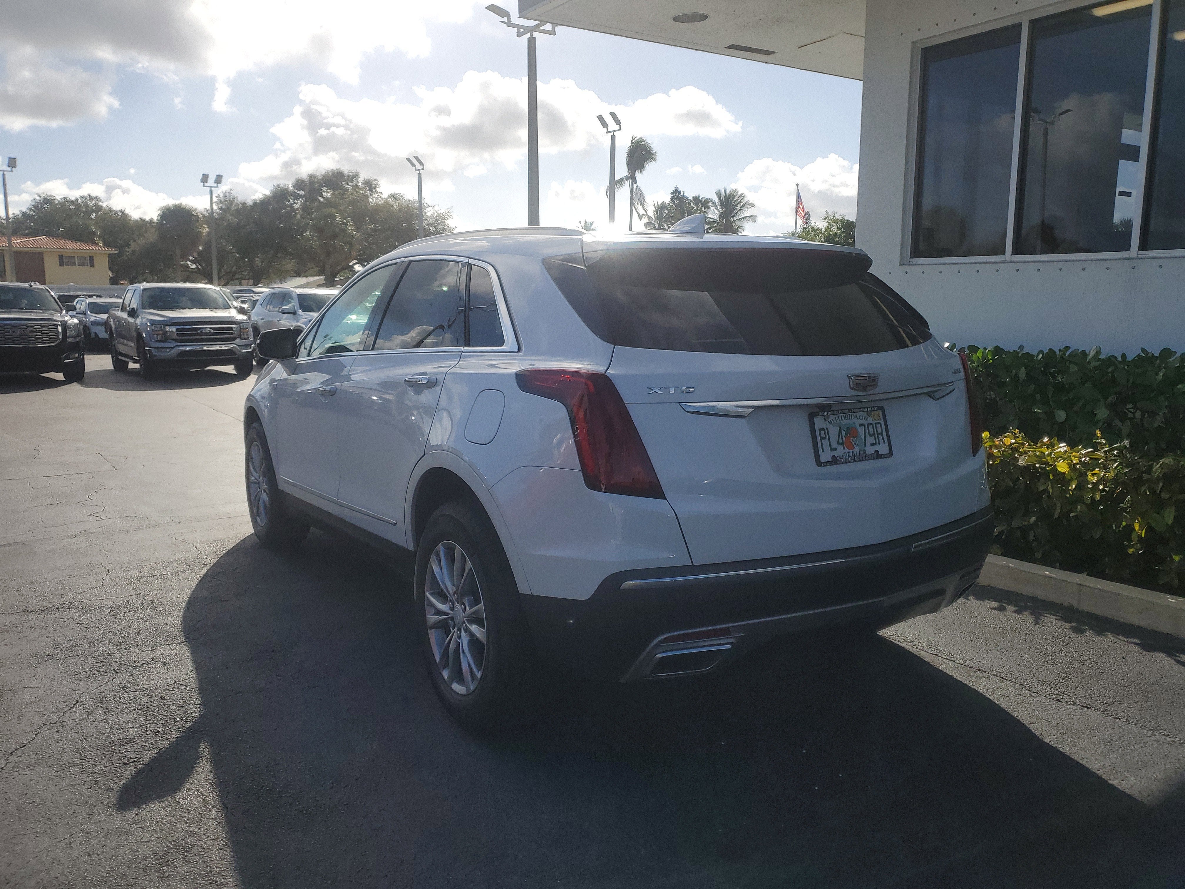 2022 Cadillac XT5 Premium Luxury