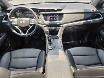 2025 Cadillac XT6 Luxury