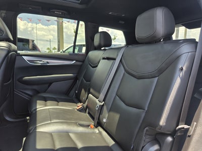 2025 Cadillac XT6 Luxury