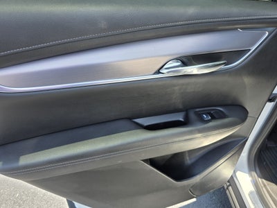 2025 Cadillac XT6 Luxury