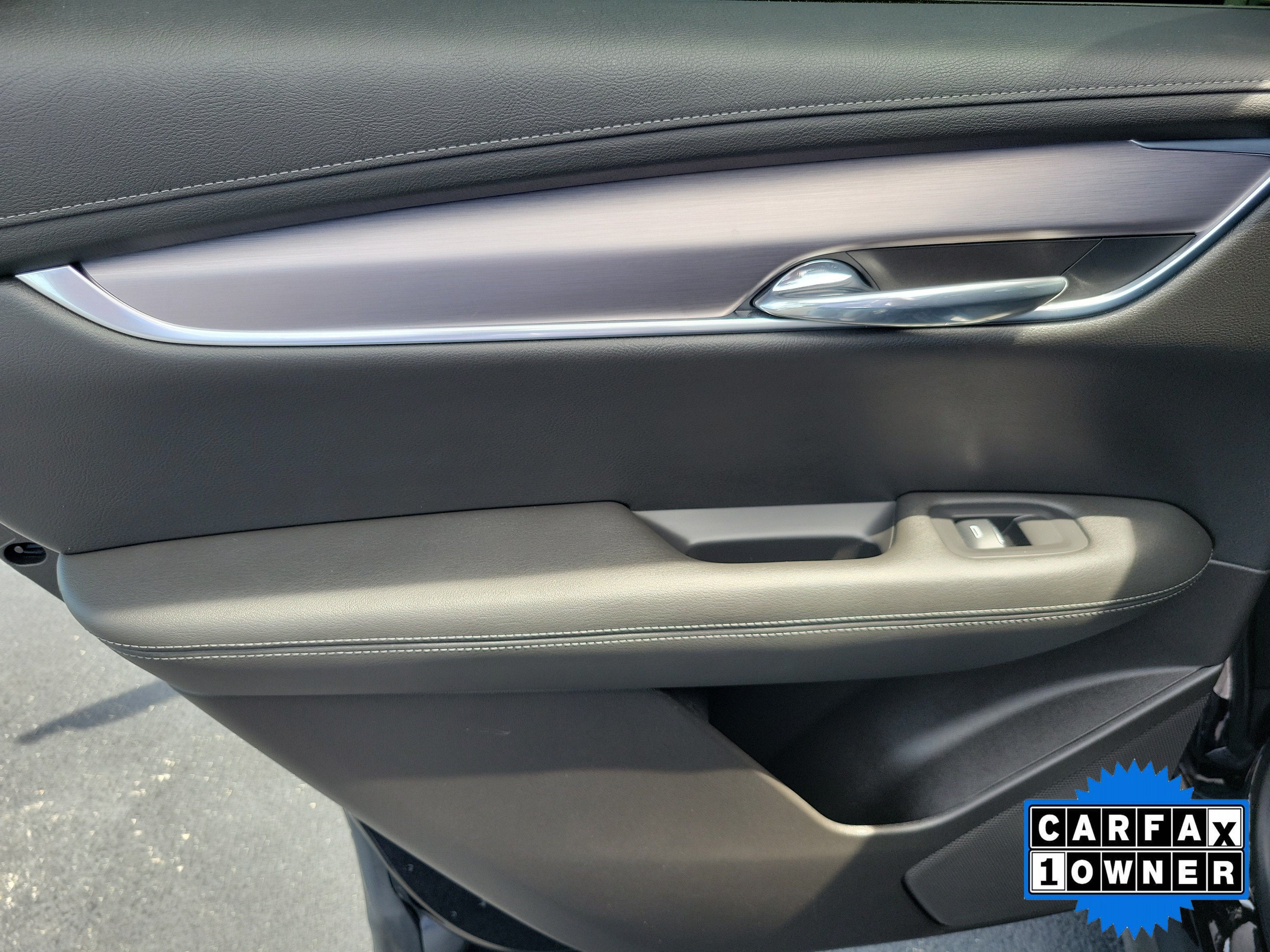 2023 Cadillac XT6 Luxury