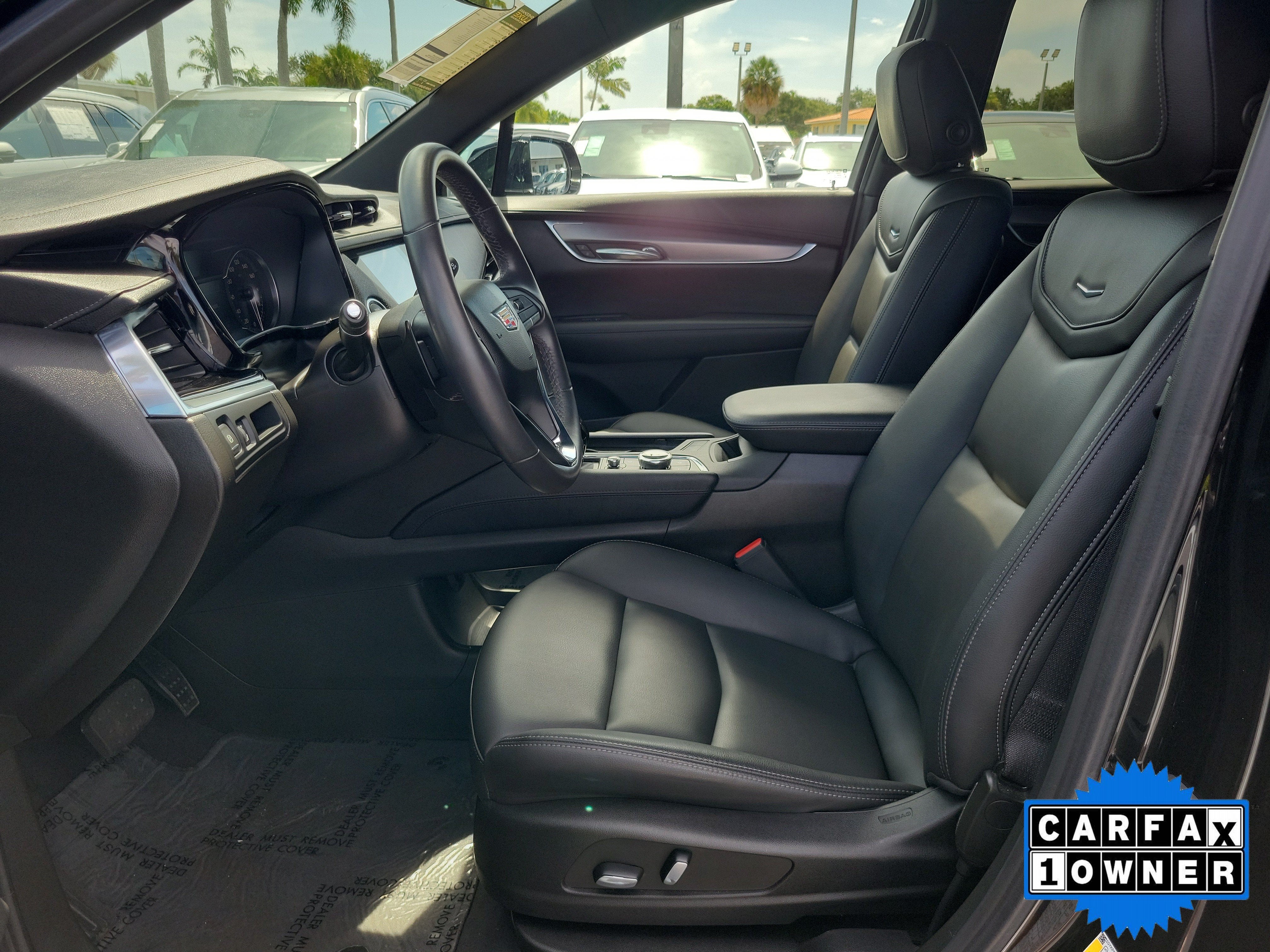 2023 Cadillac XT6 Luxury