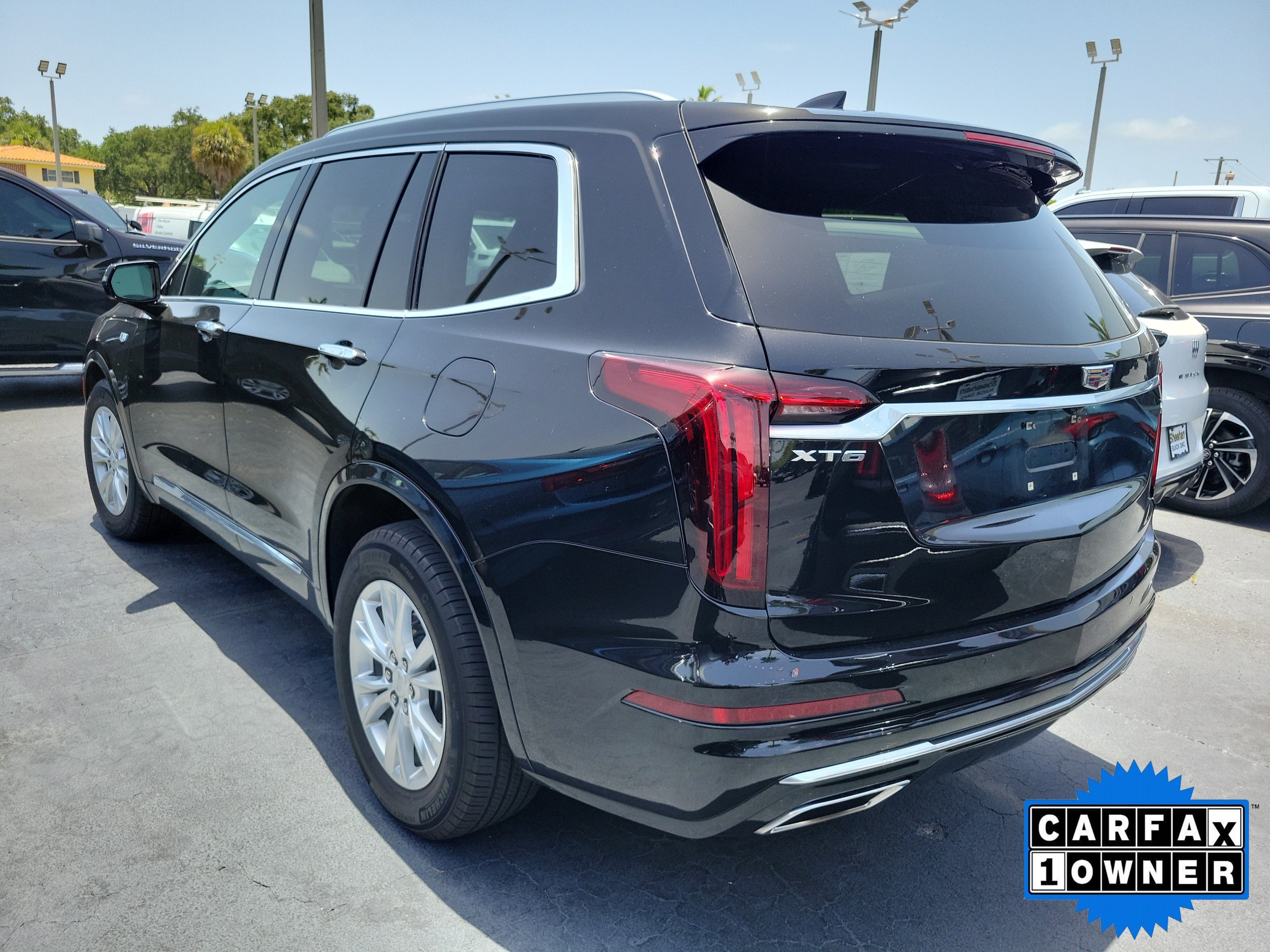 2023 Cadillac XT6 Luxury