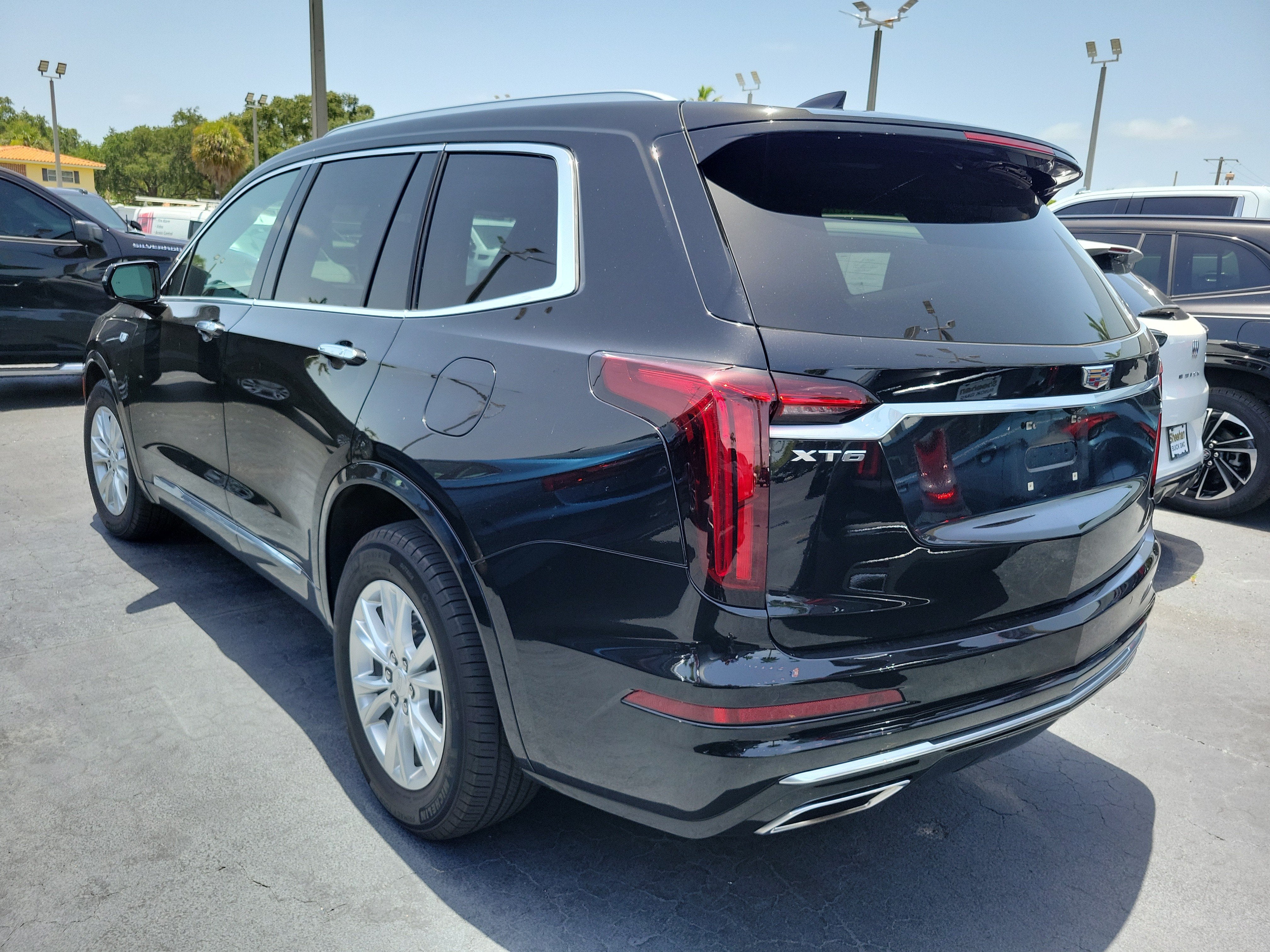 2023 Cadillac XT6 Luxury