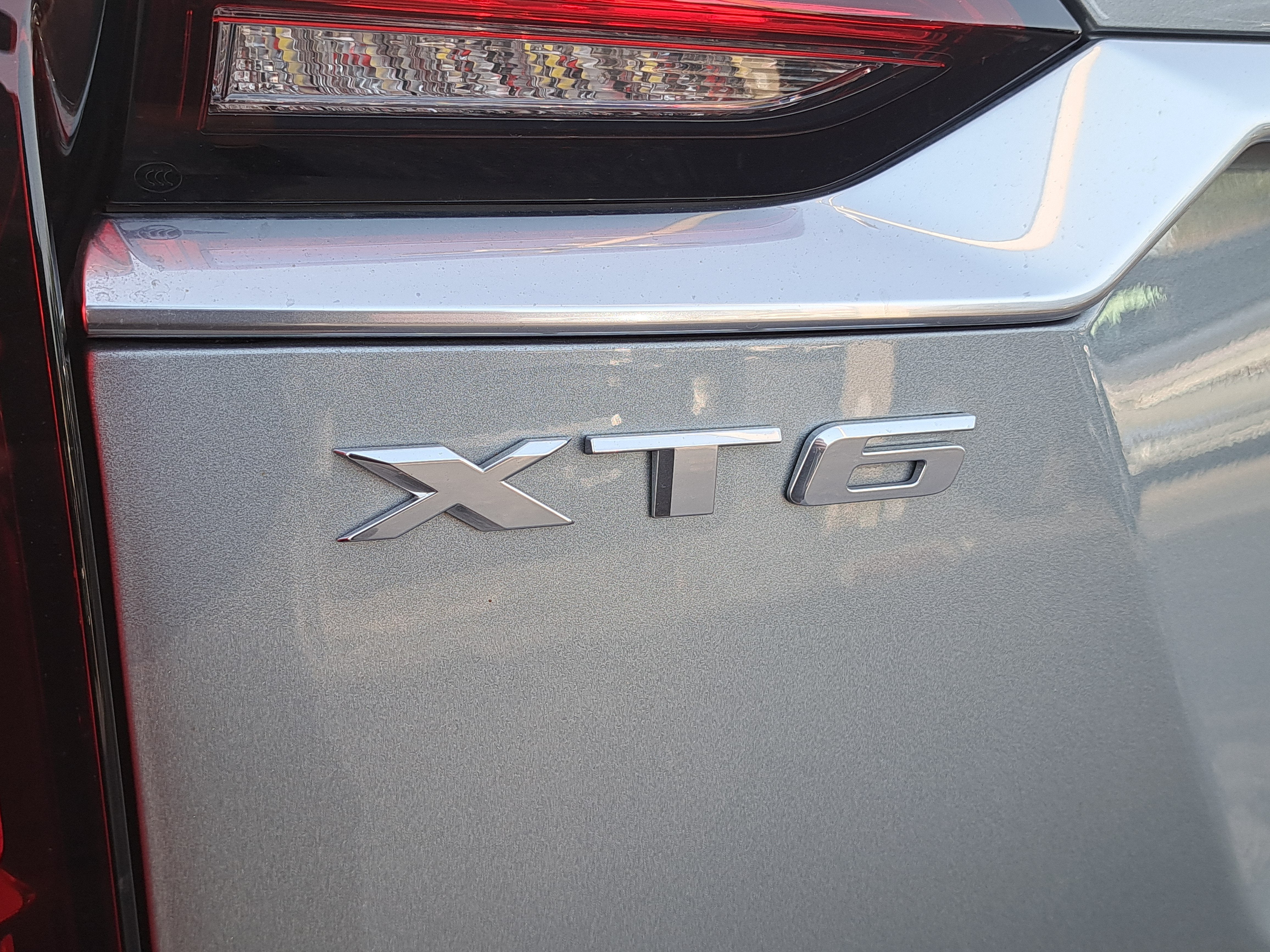 2023 Cadillac XT6 Premium Luxury