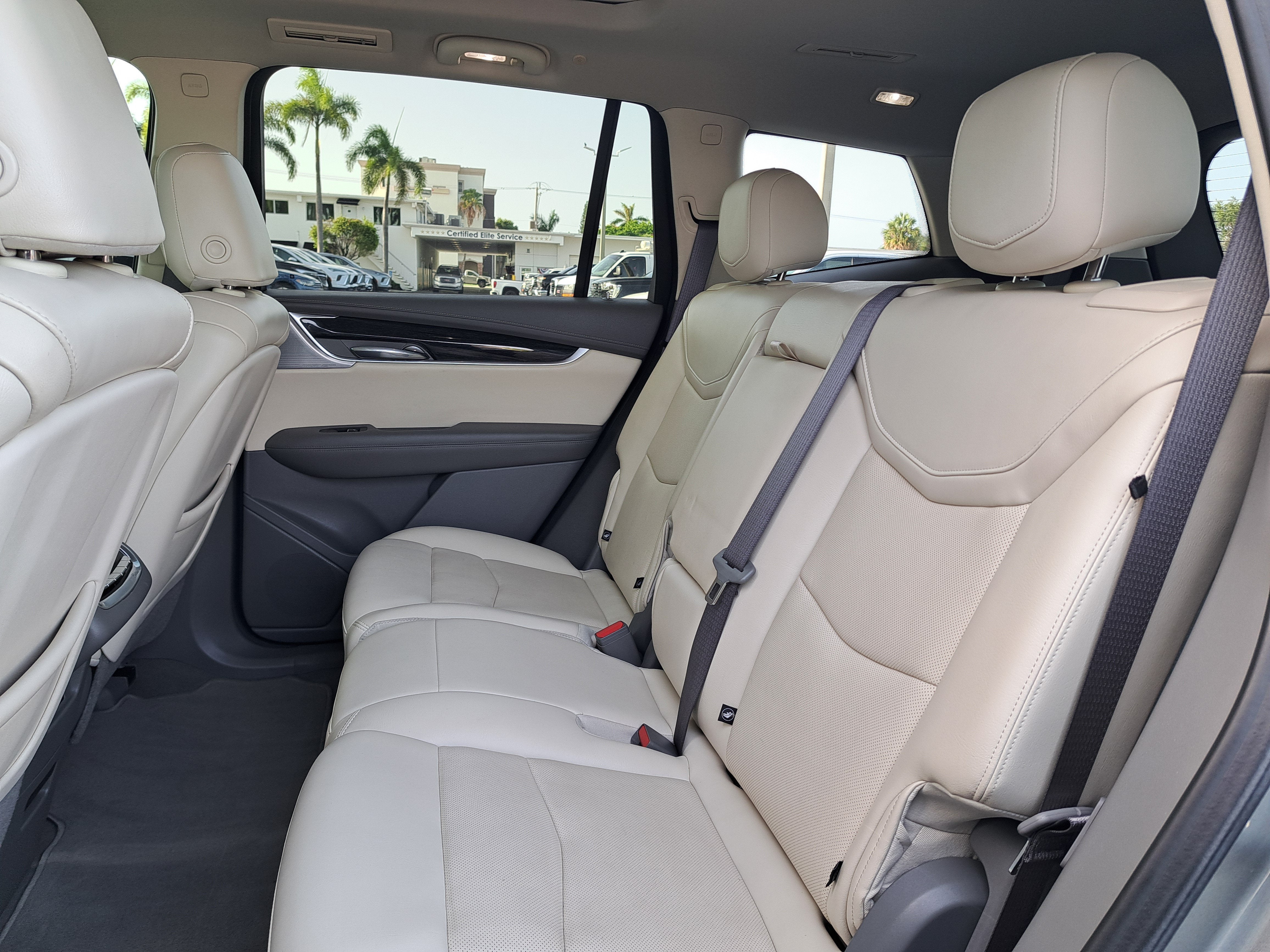 2023 Cadillac XT6 Premium Luxury - Photo 16