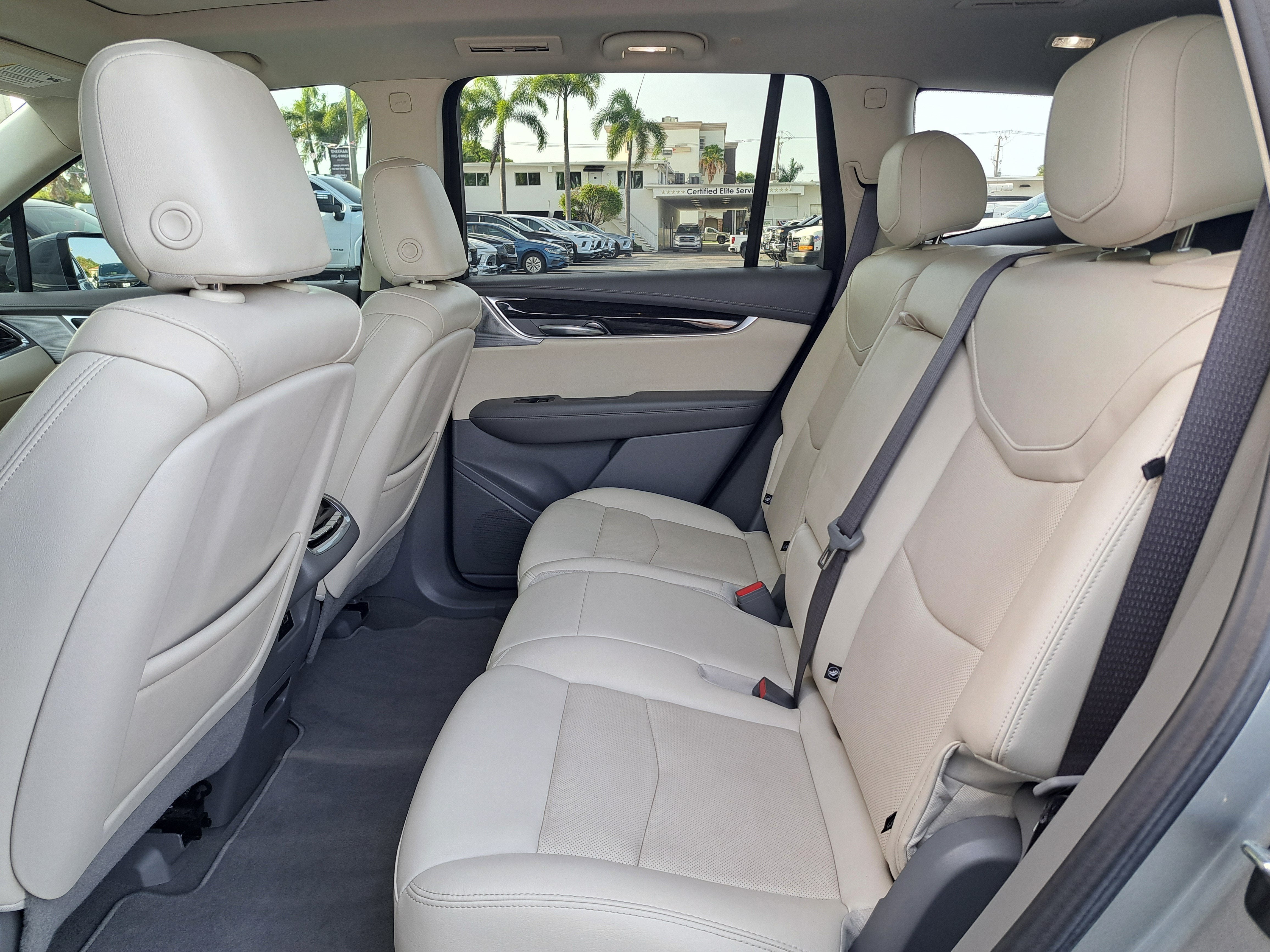 2023 Cadillac XT6 Premium Luxury - Photo 17