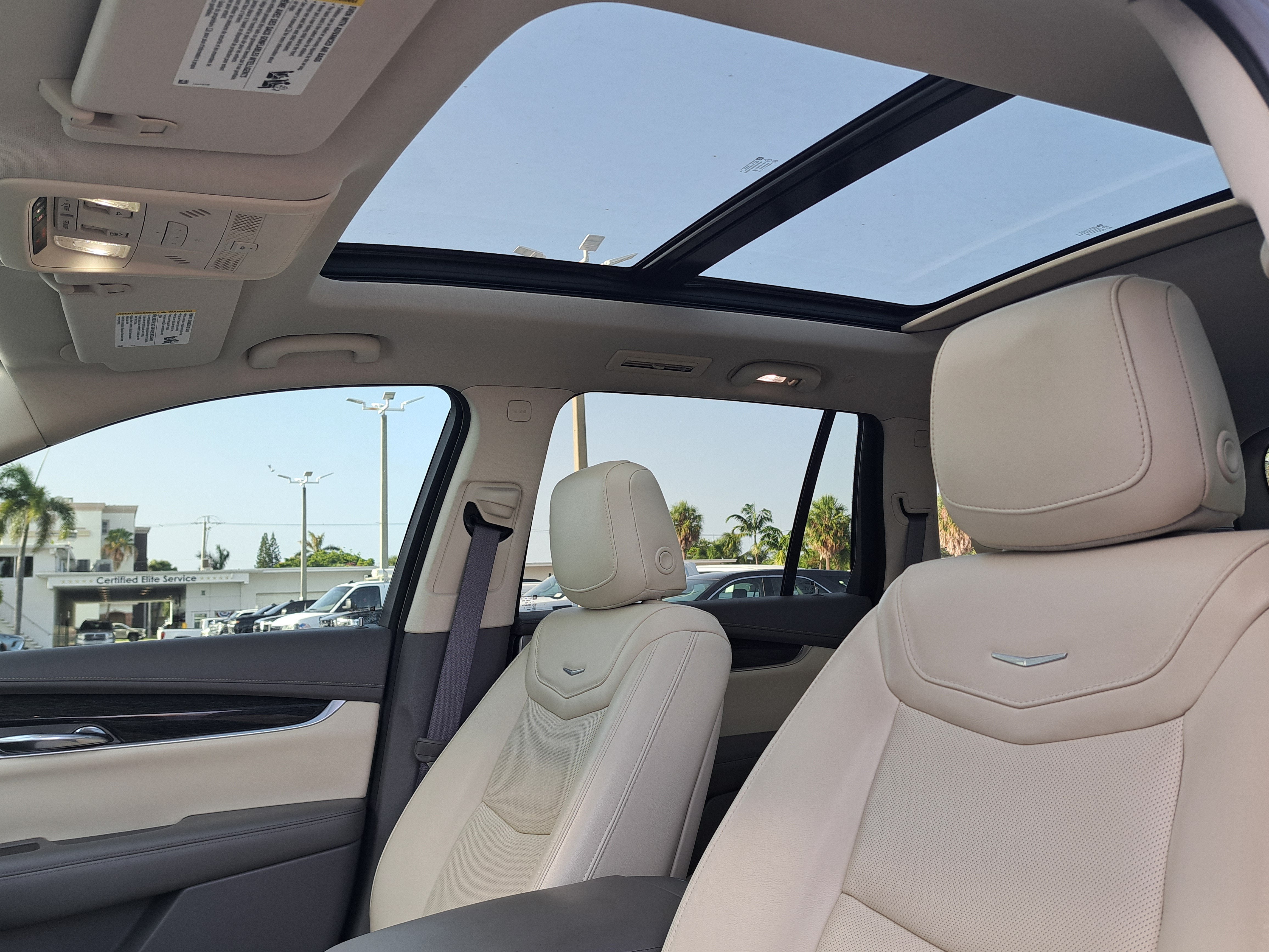 2023 Cadillac XT6 Premium Luxury