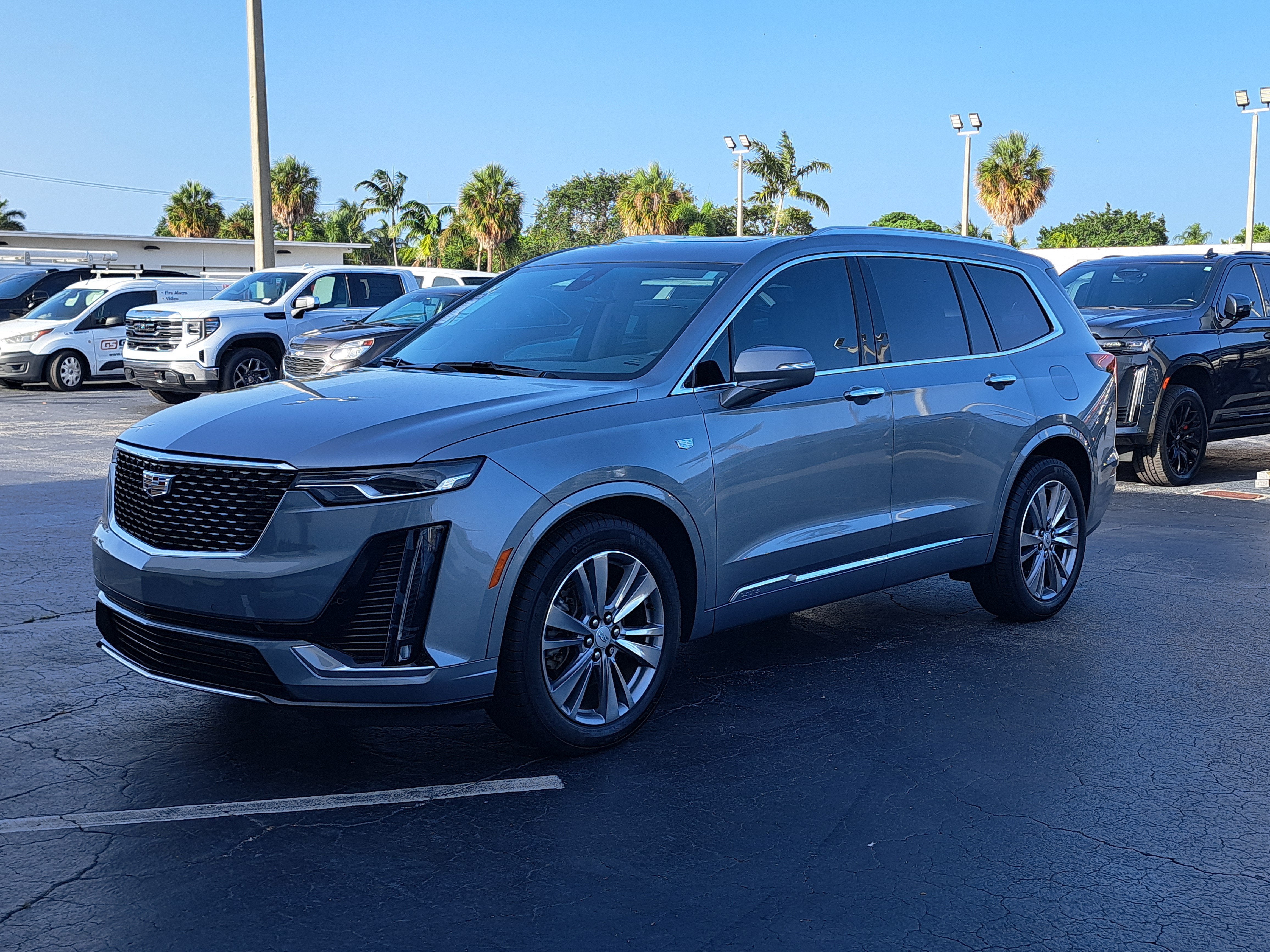 2023 Cadillac XT6 Premium Luxury