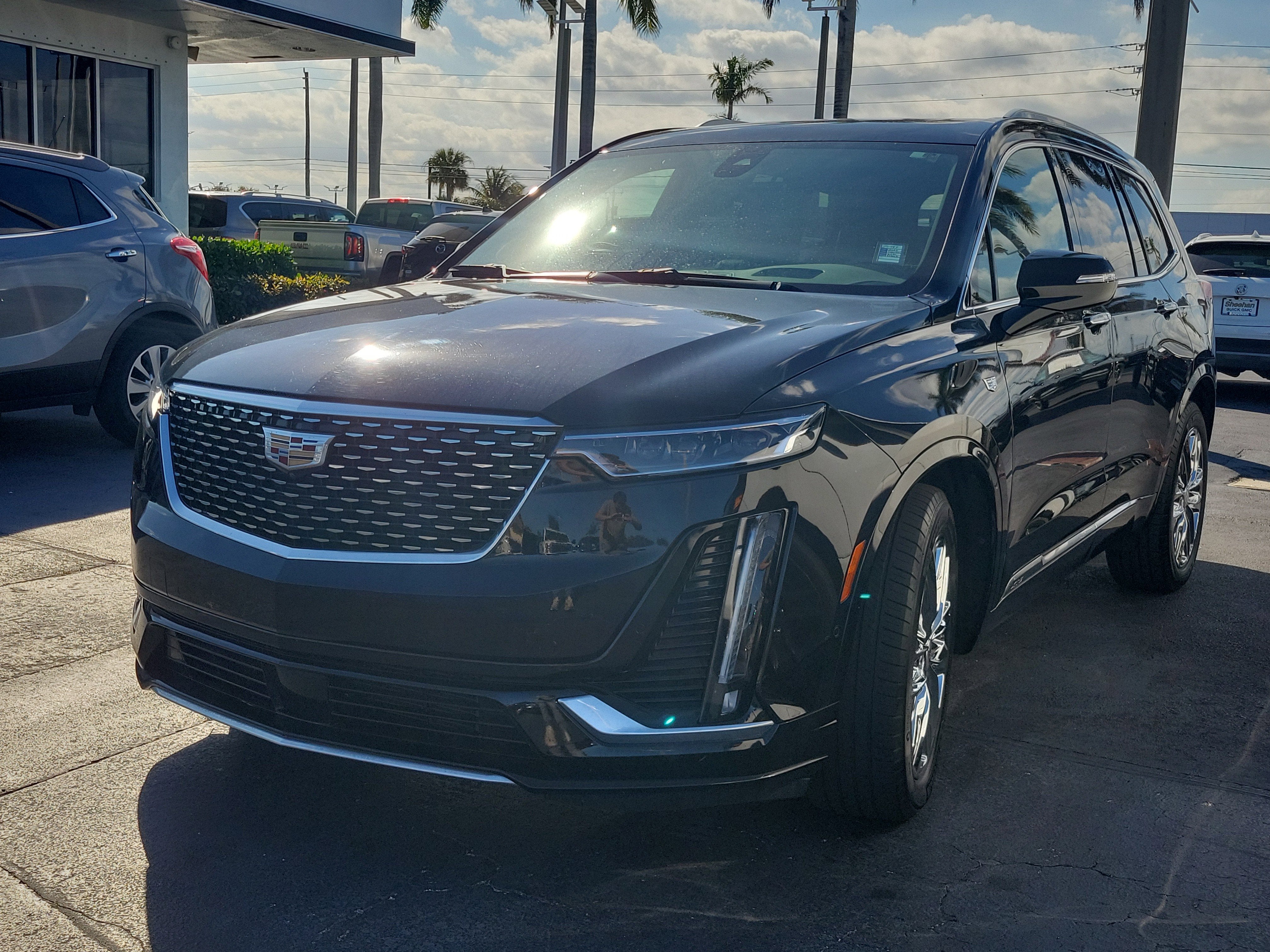 2022 Cadillac XT6 Premium Luxury