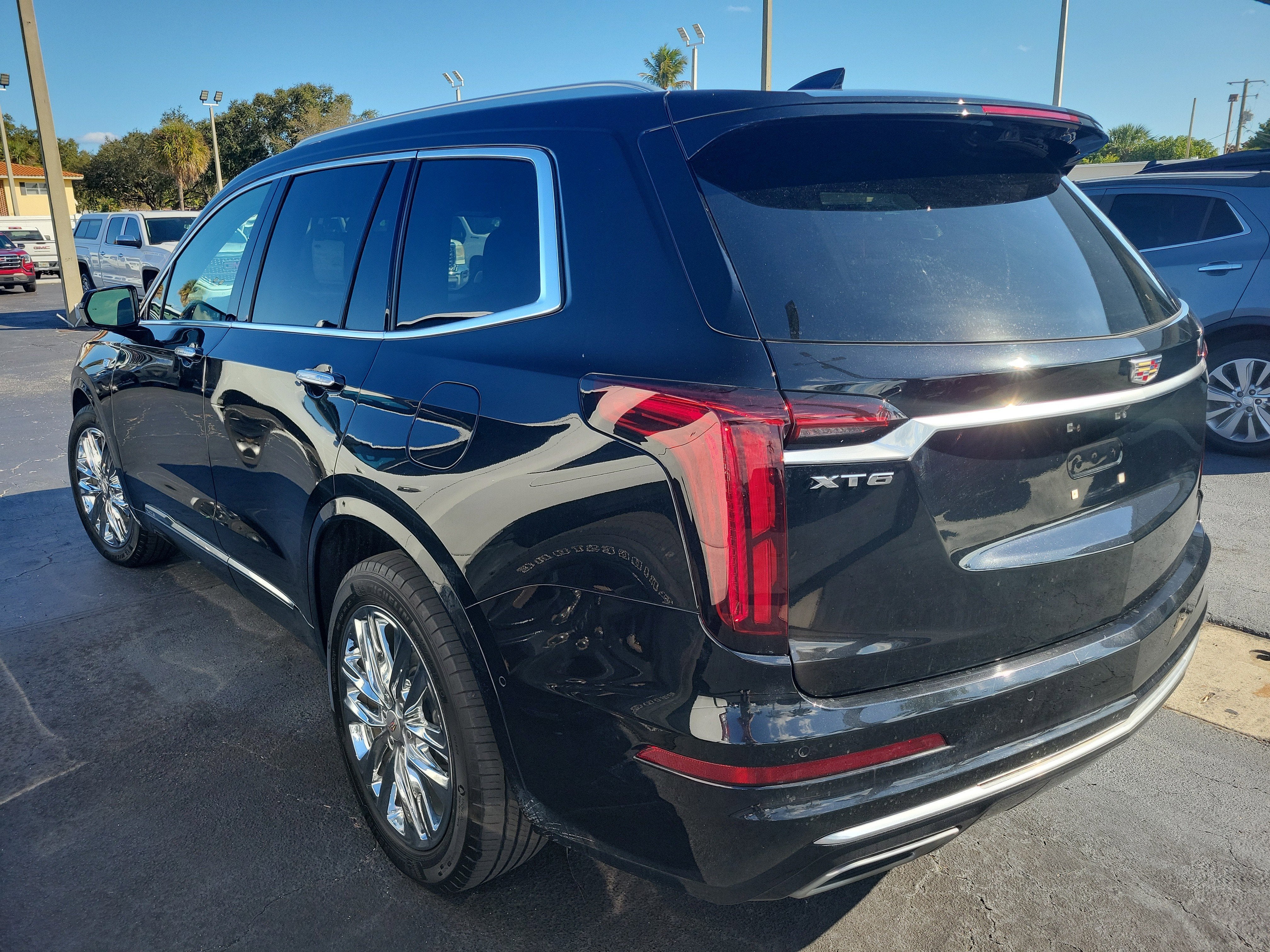 2022 Cadillac XT6 Premium Luxury