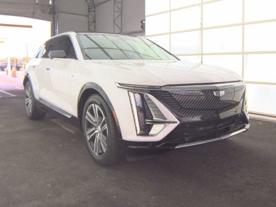 2024 Cadillac LYRIQ Luxury 1