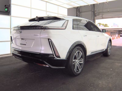 2024 Cadillac LYRIQ Luxury 1