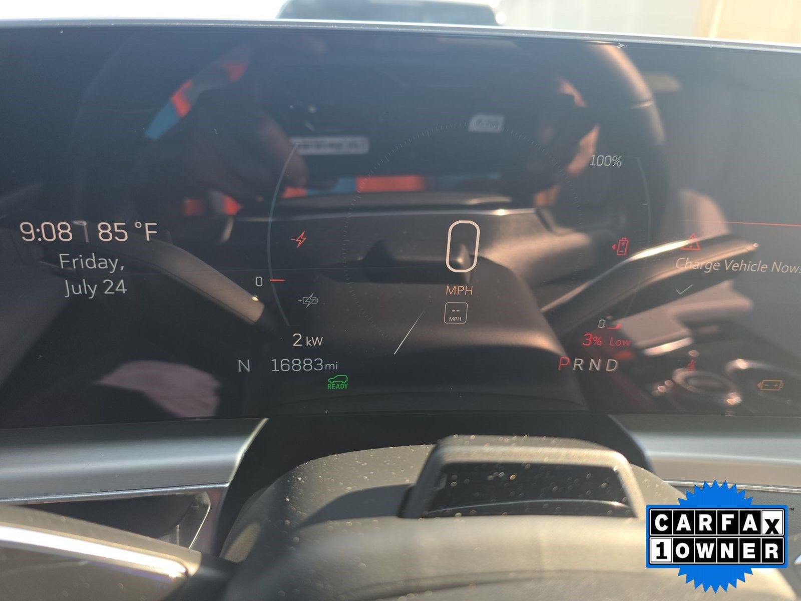 2024 Cadillac LYRIQ Sport 2